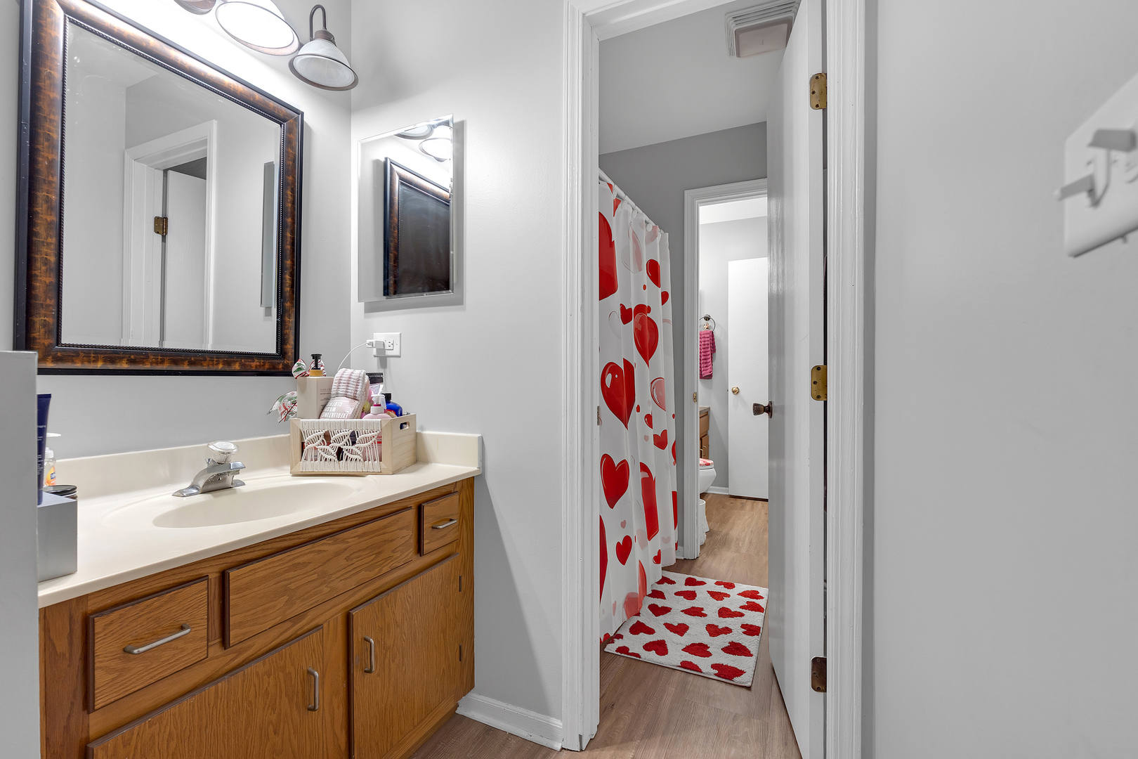 691 W Streamwood Boulevard #A, Streamwood, IL 60107