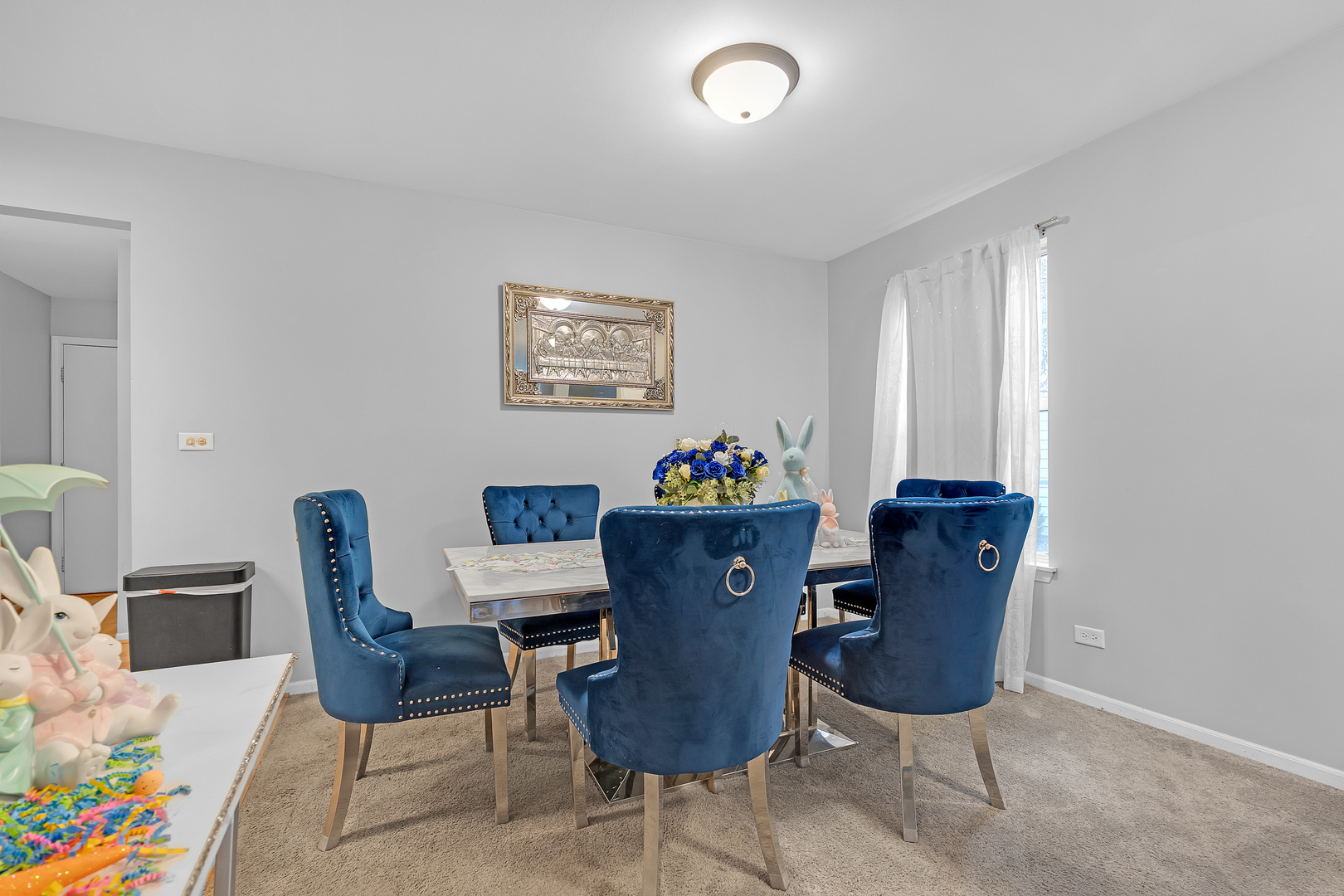 691 W Streamwood Boulevard #A, Streamwood, IL 60107