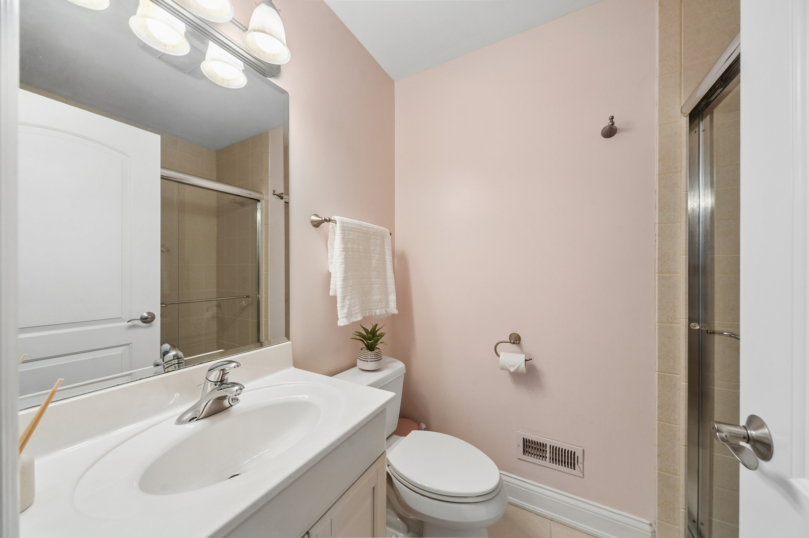 14965 Creekside Path, Libertyville, IL 60048