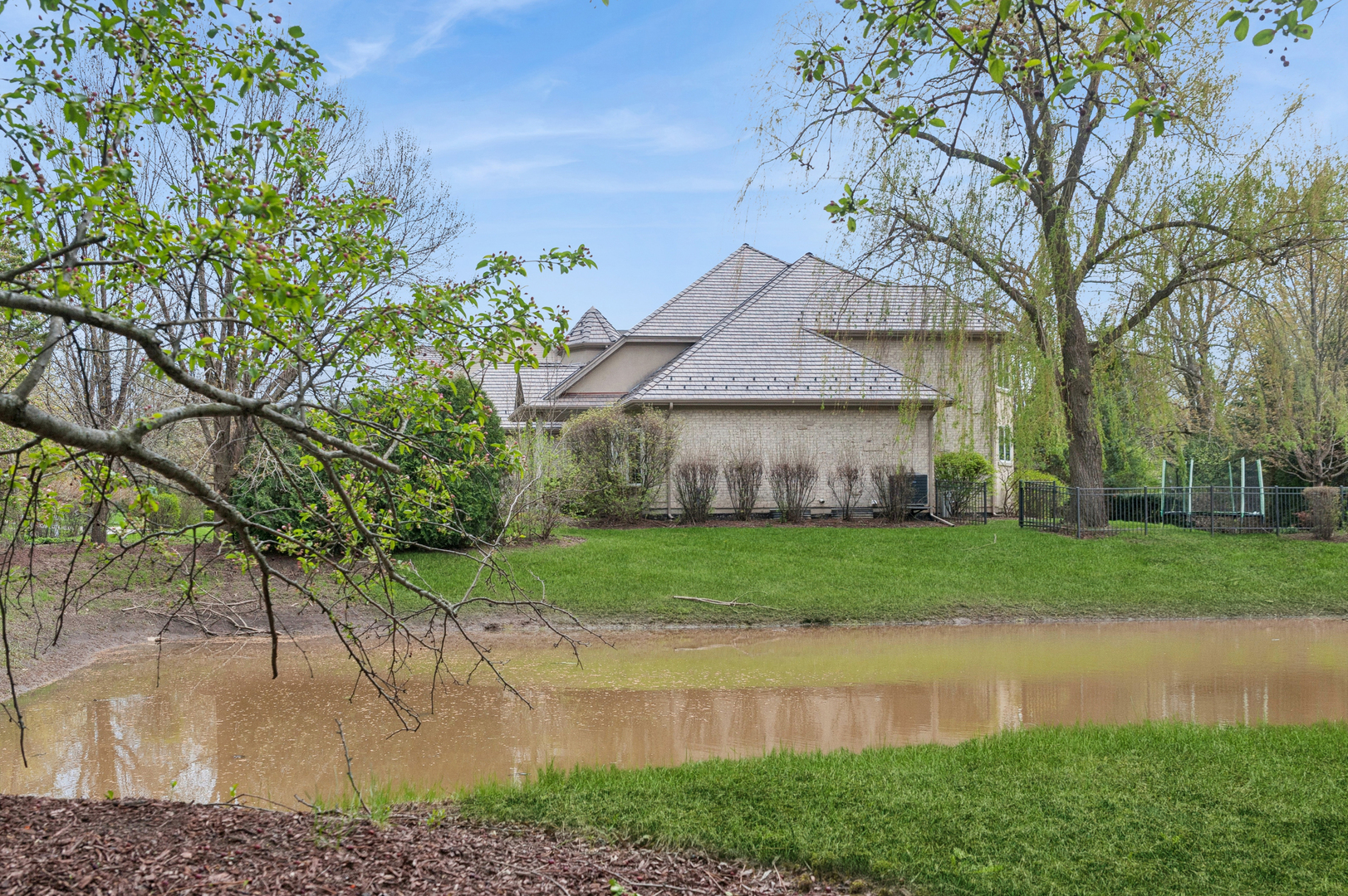 14965 Creekside Path, Libertyville, IL 60048