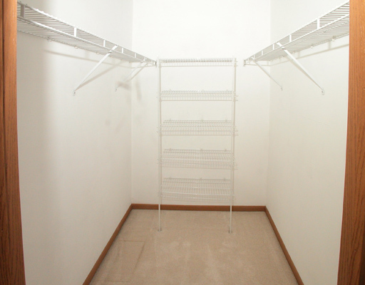 1062 Sheridan Circle, Naperville, IL 60563