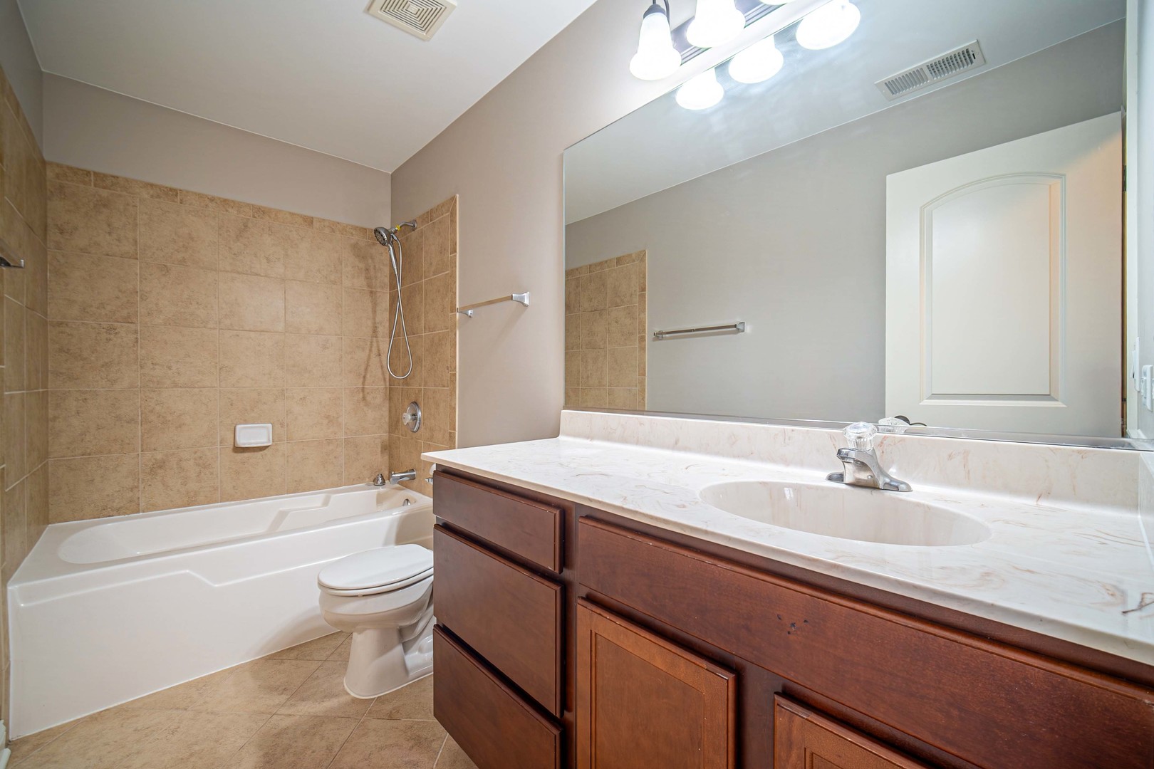 10639 Dani Lane, Orland Park, IL 60462