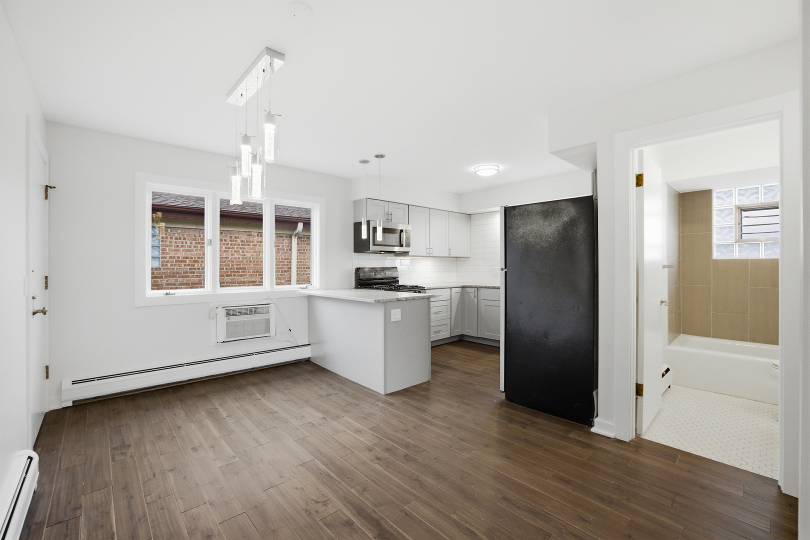 6555 W Belmont Avenue #3W, Chicago, IL 60634