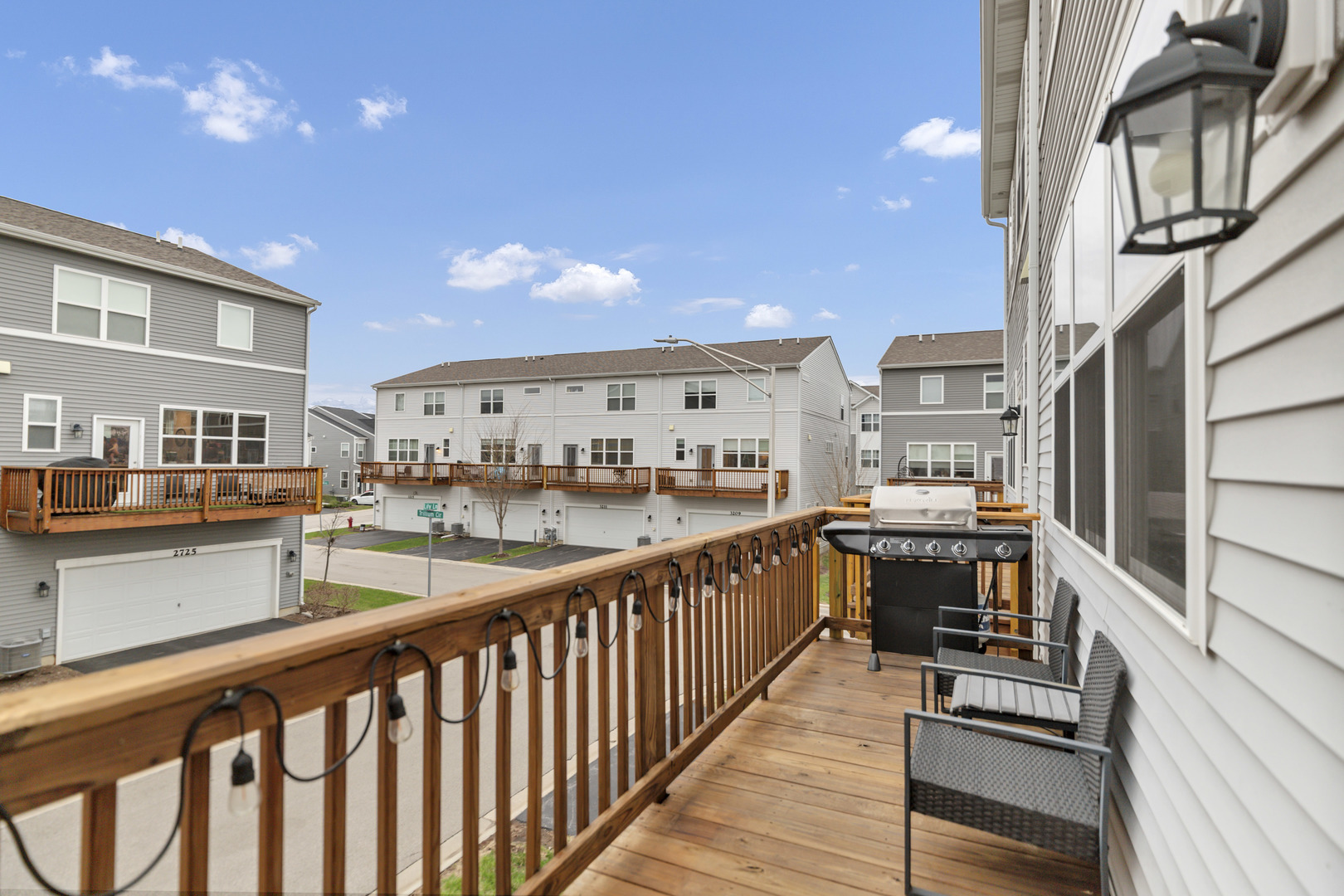 2720 Lily Lane, Rolling Meadows, IL 60008