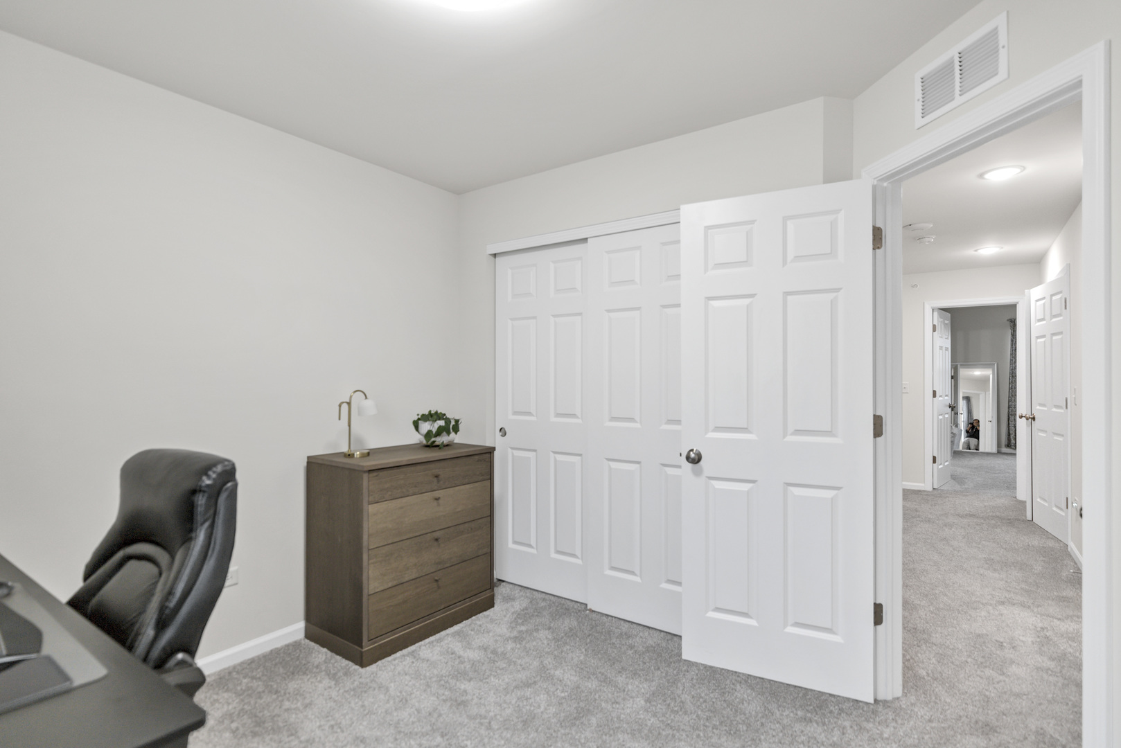 2720 Lily Lane, Rolling Meadows, IL 60008