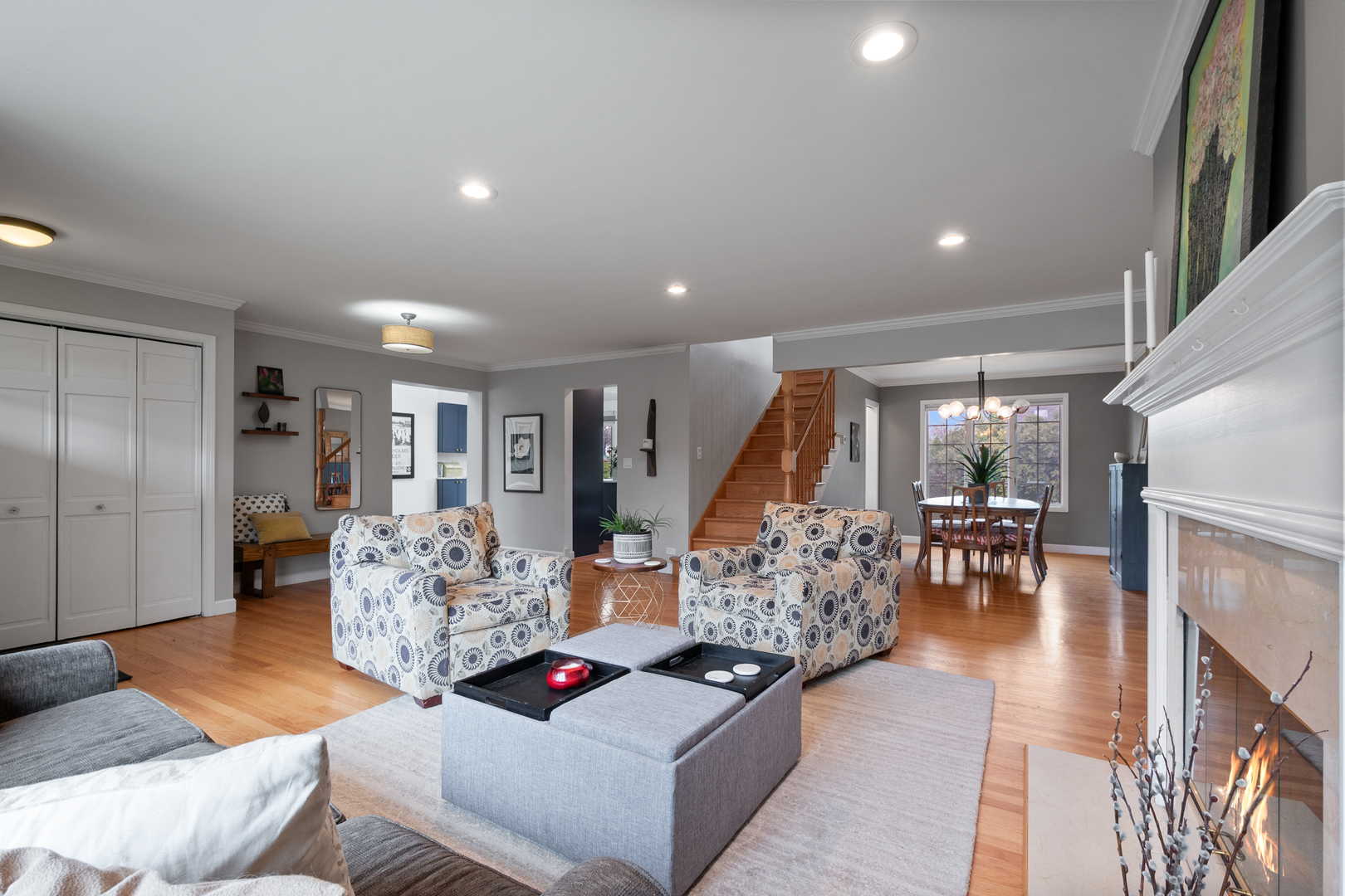 160 E LAHON Street, Park Ridge, IL 60068