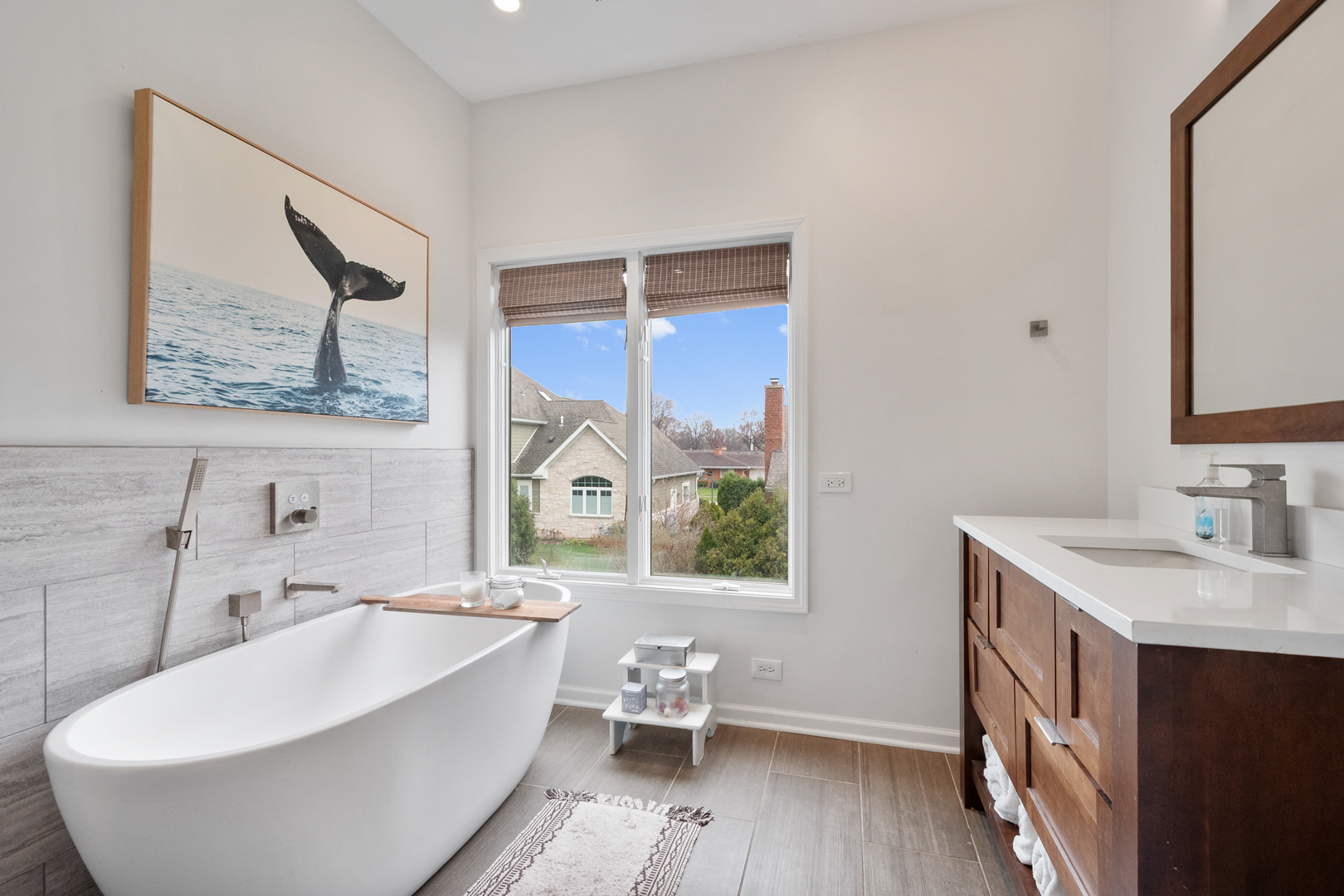 160 E LAHON Street, Park Ridge, IL 60068