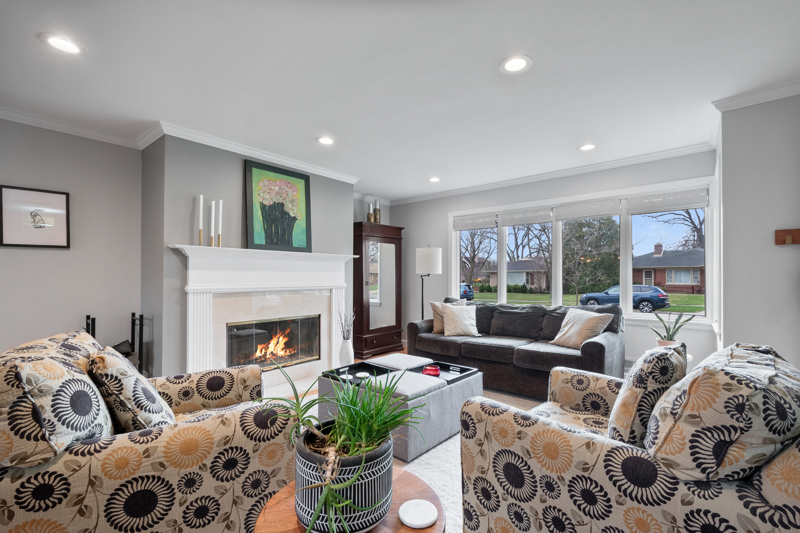 160 E LAHON Street, Park Ridge, IL 60068