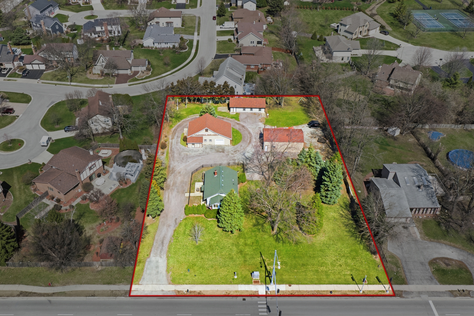 307 W Army Trail Road, Bloomingdale, IL 60108