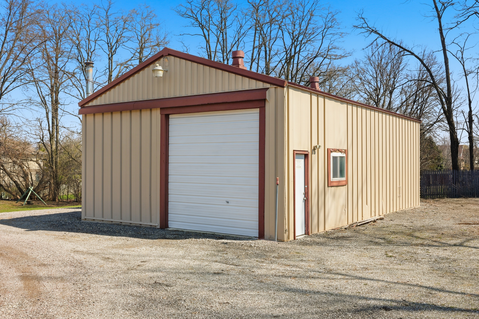 307 W Army Trail Road, Bloomingdale, IL 60108