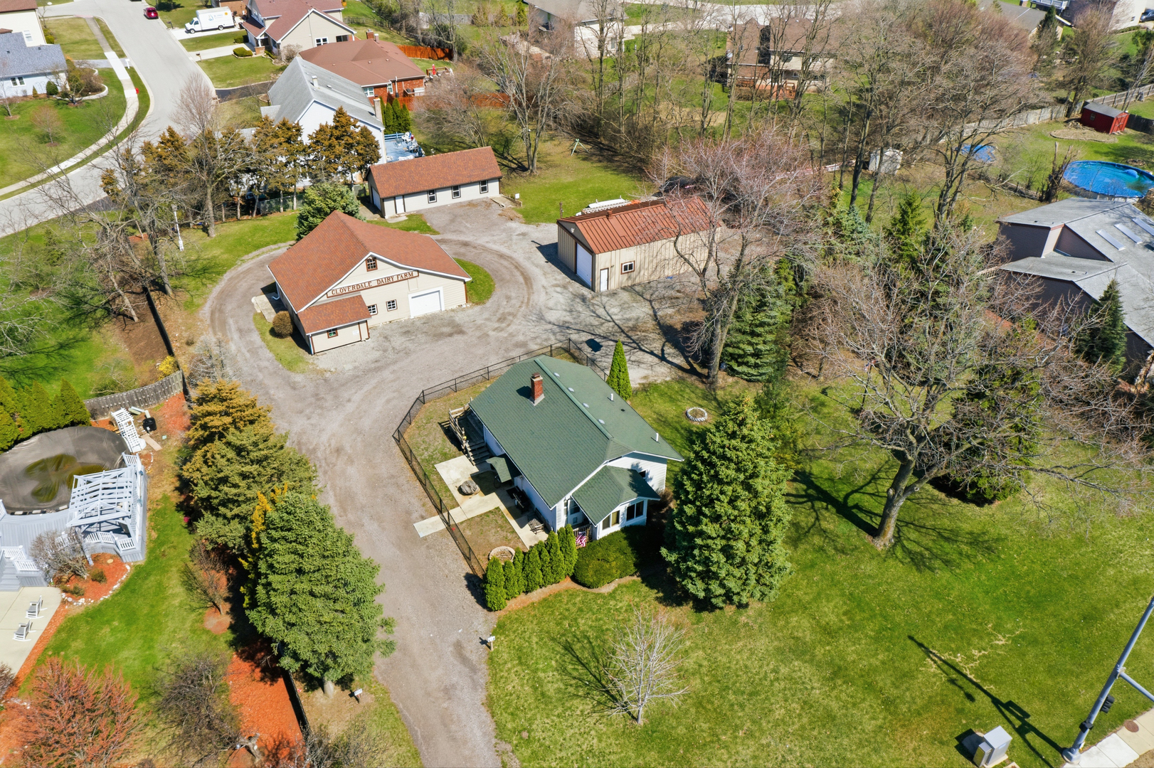 307 W Army Trail Road, Bloomingdale, IL 60108