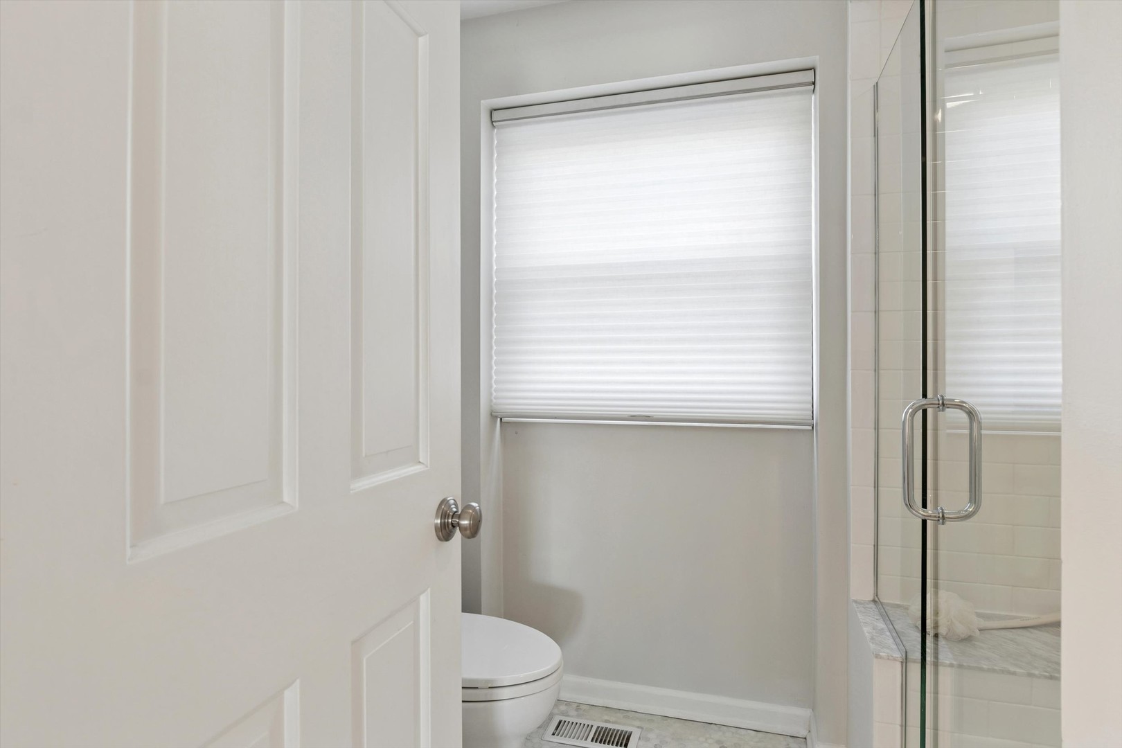 19W014 Avenue Normandy, Oak Brook, IL 60523