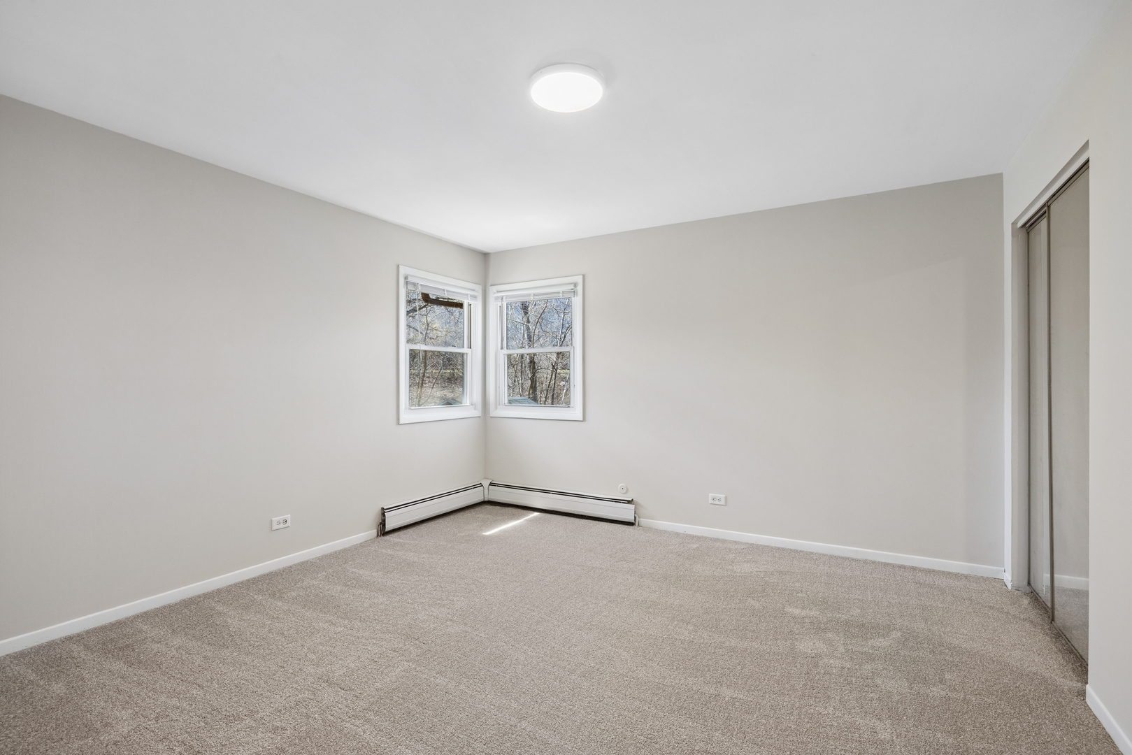 34768 N Oakside Avenue, Ingleside, IL 60041