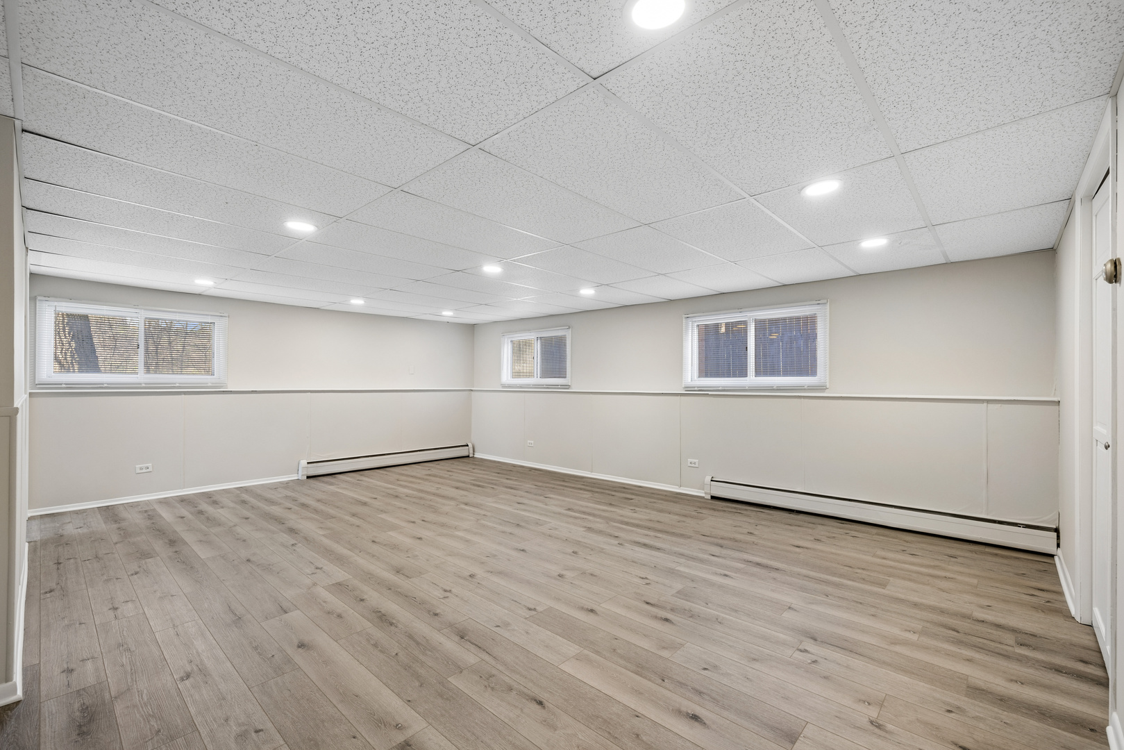 34768 N Oakside Avenue, Ingleside, IL 60041