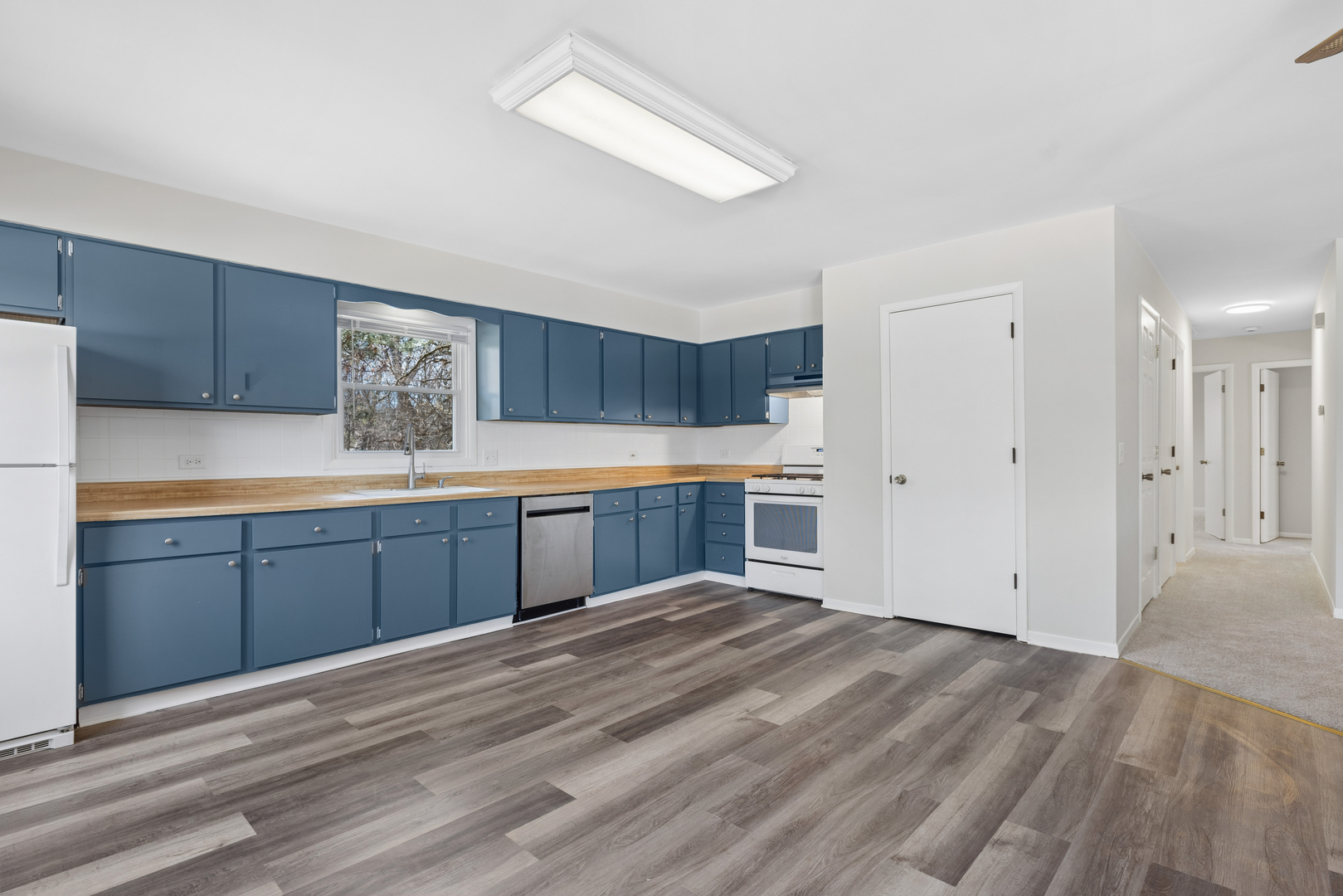 34768 N Oakside Avenue, Ingleside, IL 60041