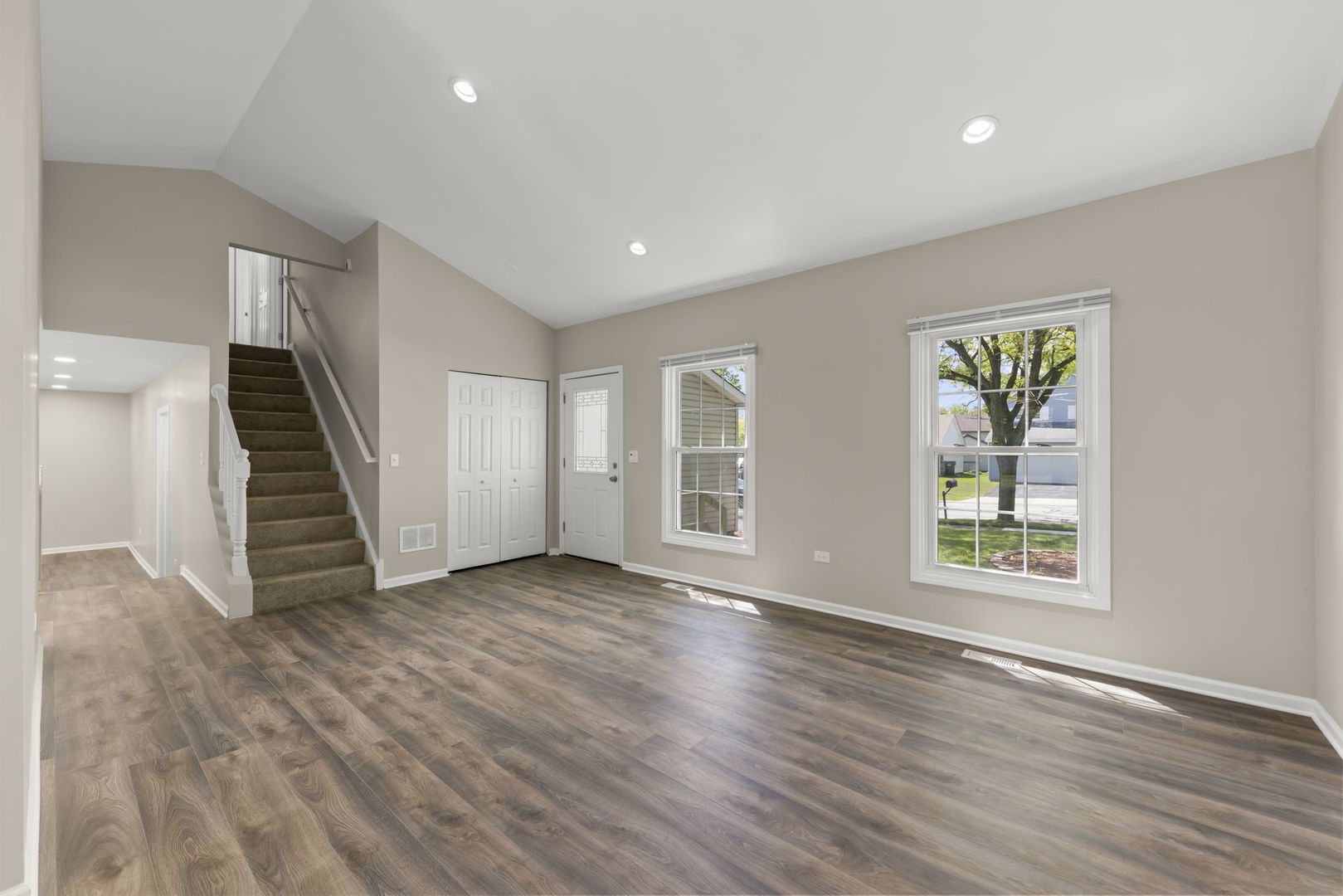 1057 Bothwell Circle, Bolingbrook, IL 60440