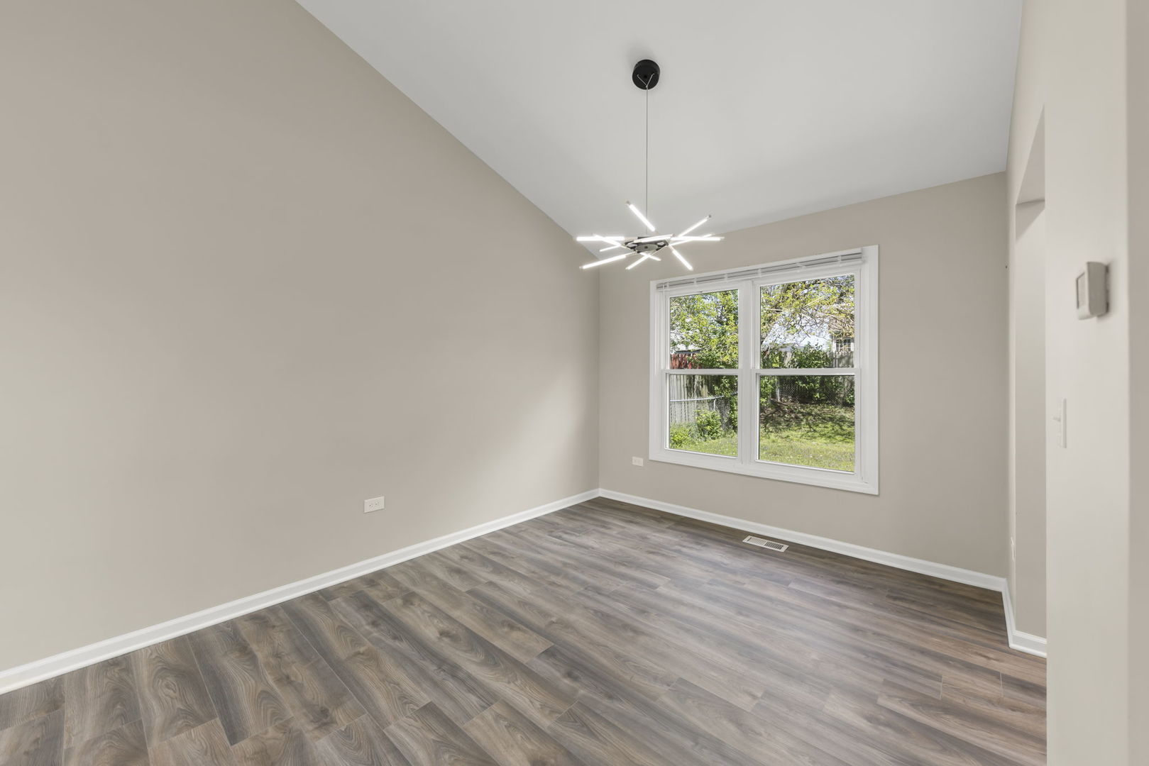 1057 Bothwell Circle, Bolingbrook, IL 60440