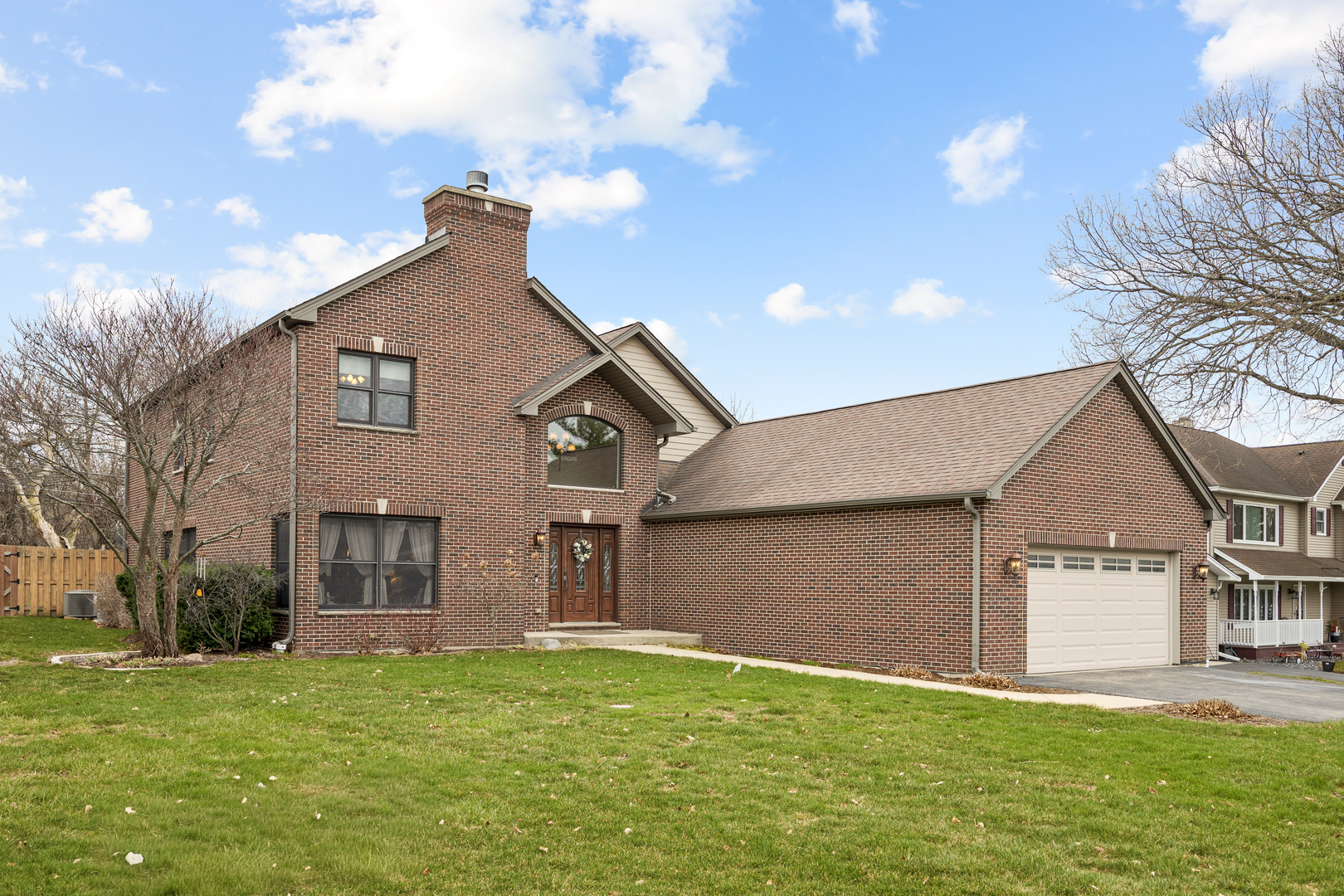 23w531 W Walnut Rd Road, Roselle, IL 60172