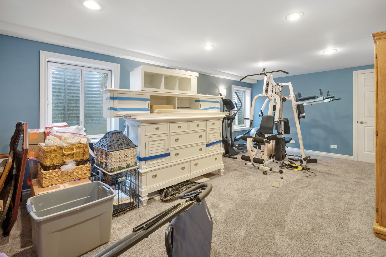 23w531 W Walnut Rd Road, Roselle, IL 60172