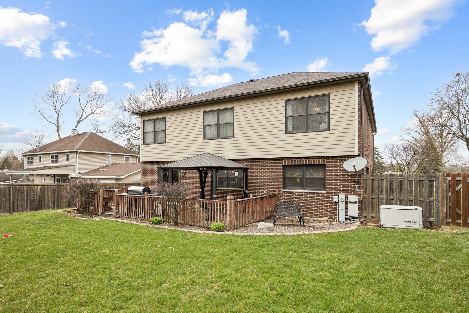 23w531 W Walnut Rd Road, Roselle, IL 60172
