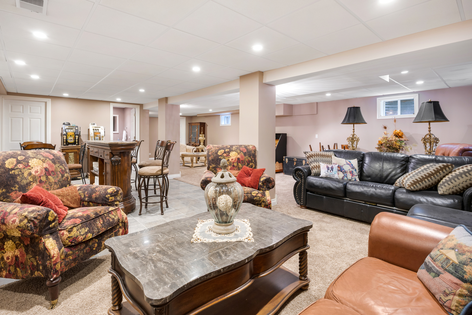 23w531 W Walnut Rd Road, Roselle, IL 60172