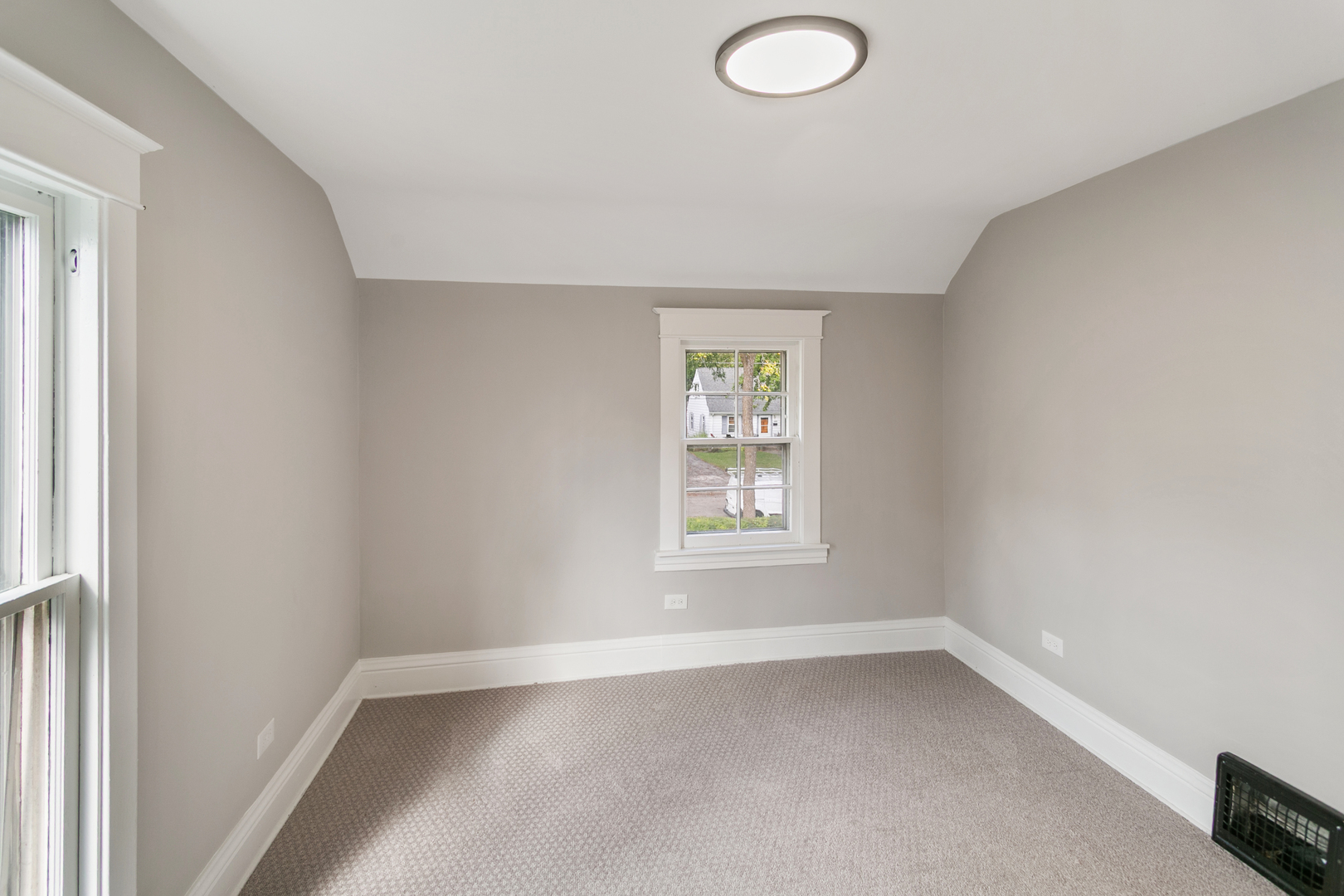 1525 Burr Oak Road, Homewood, IL 60430