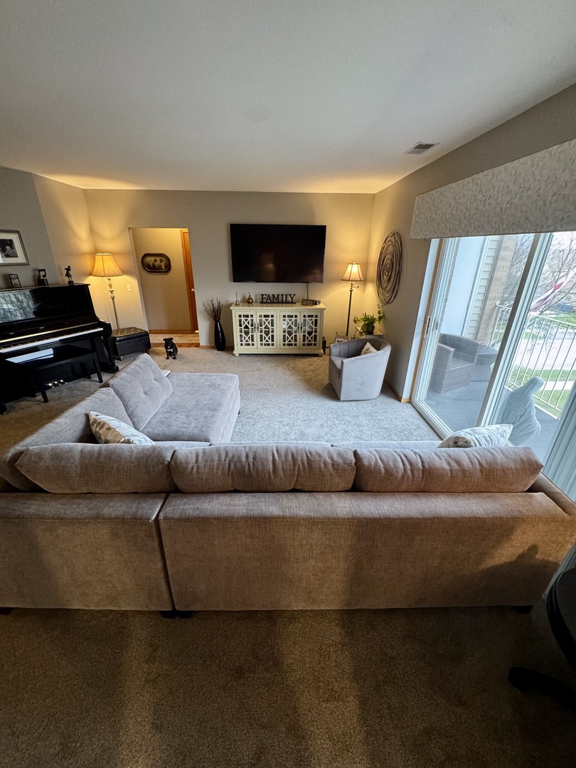 5351 W Mint Julip Drive #301, Alsip, IL 60803