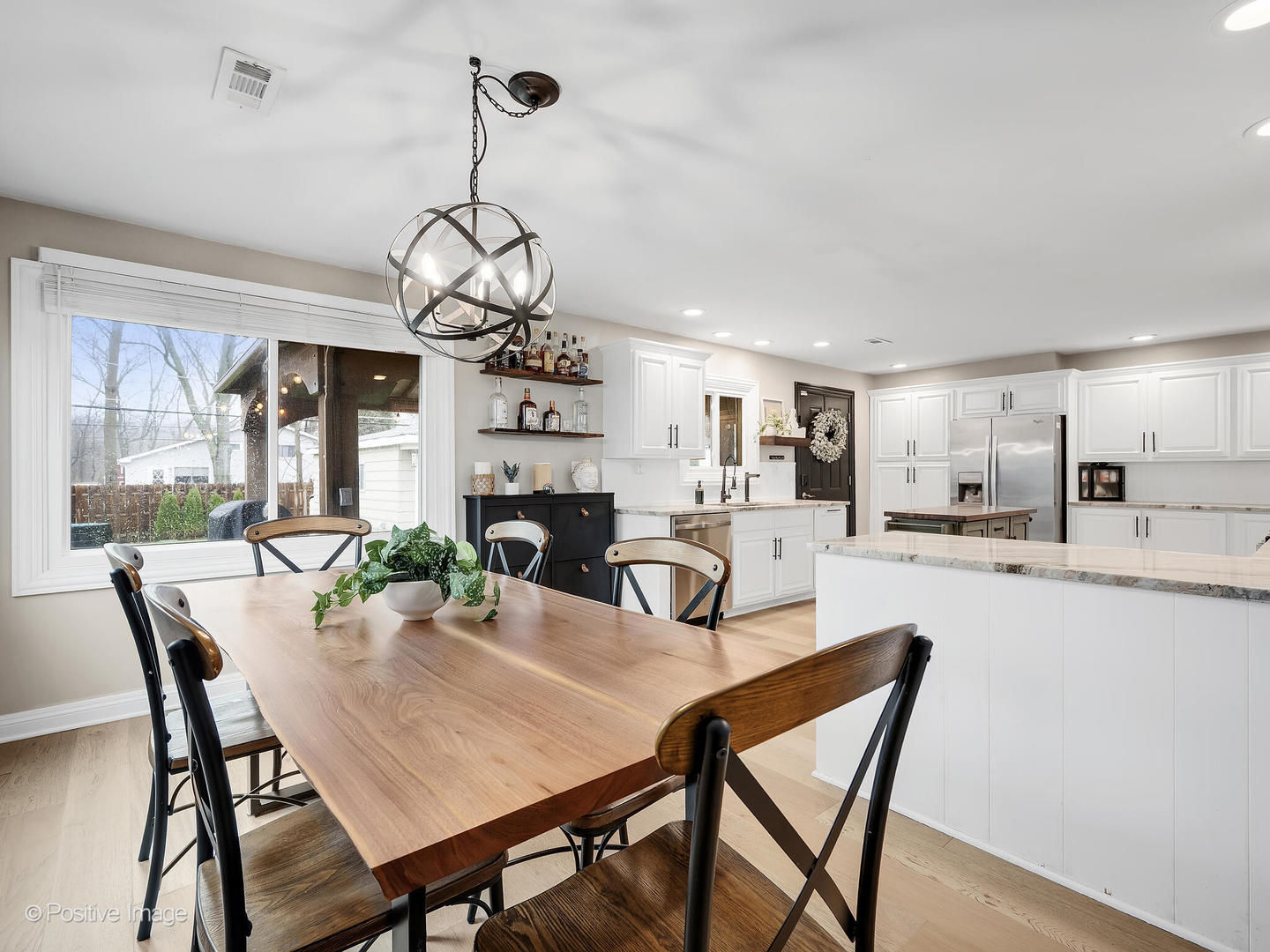 0S725 East Street, Winfield, IL 60190