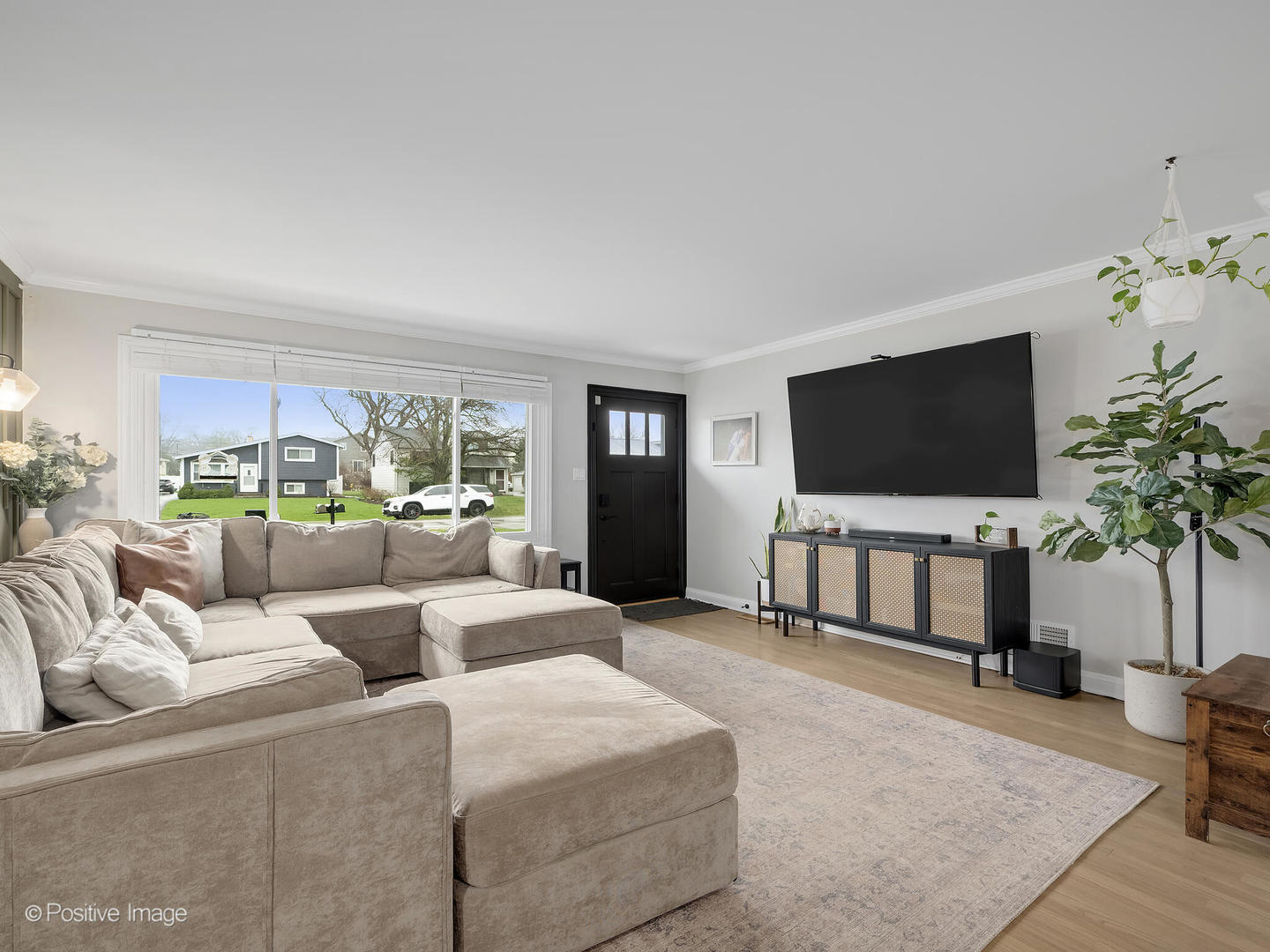 0S725 East Street, Winfield, IL 60190