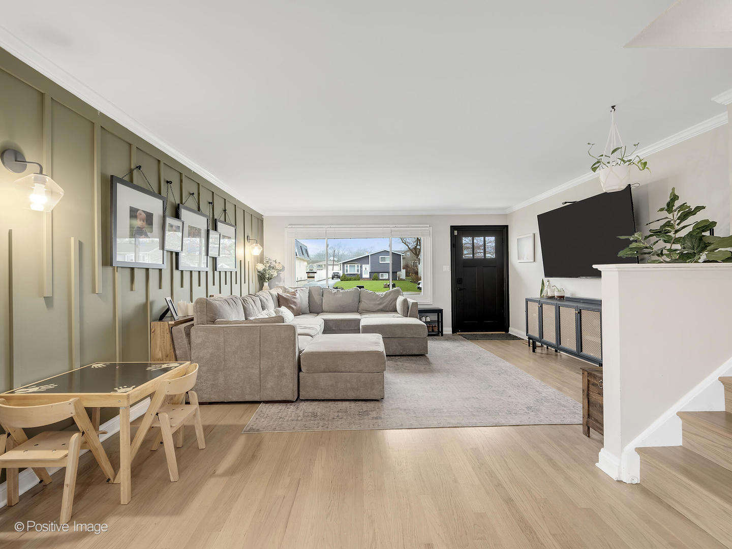 0S725 East Street, Winfield, IL 60190