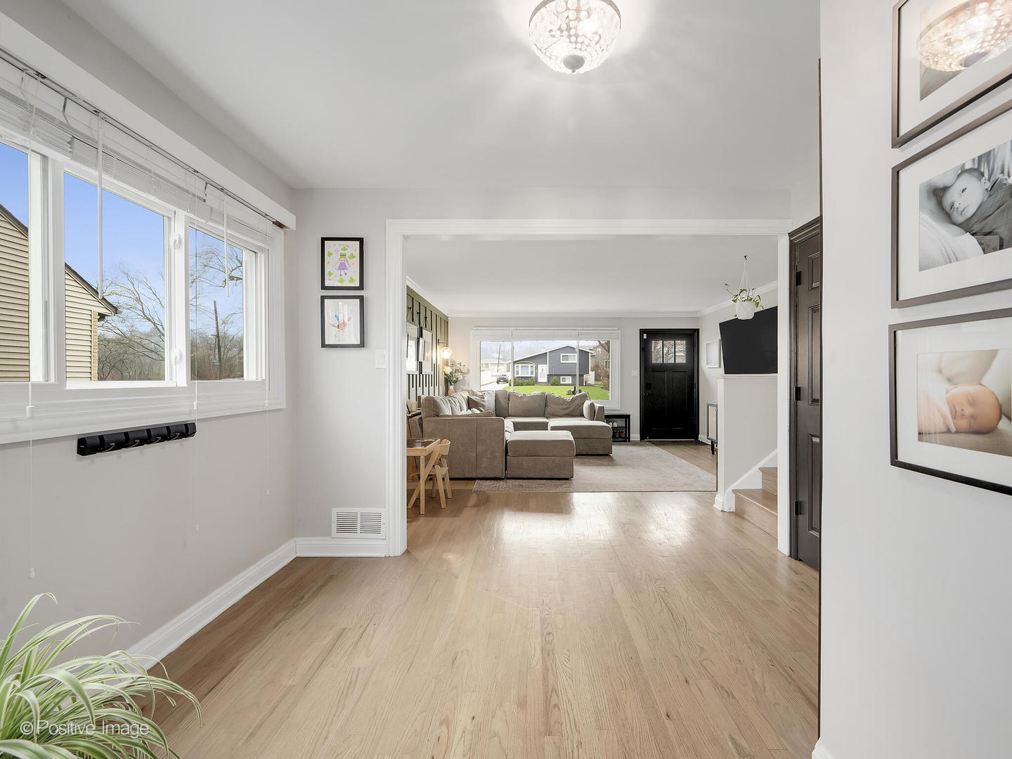 0S725 East Street, Winfield, IL 60190