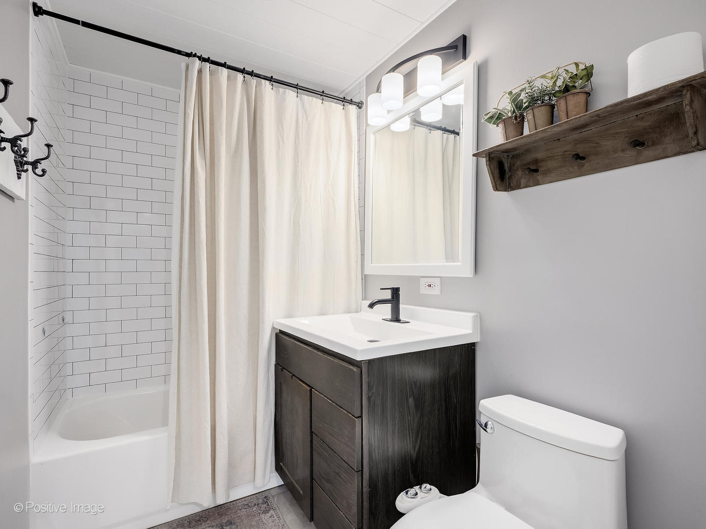 0S725 East Street, Winfield, IL 60190