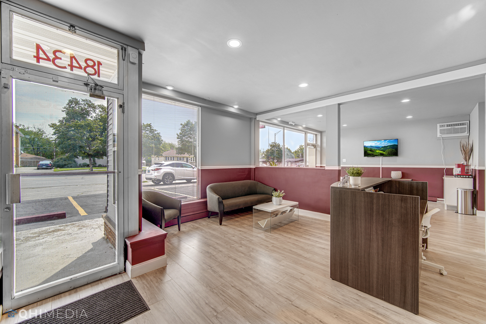 18434 Torrence Avenue, Lansing, IL 60438