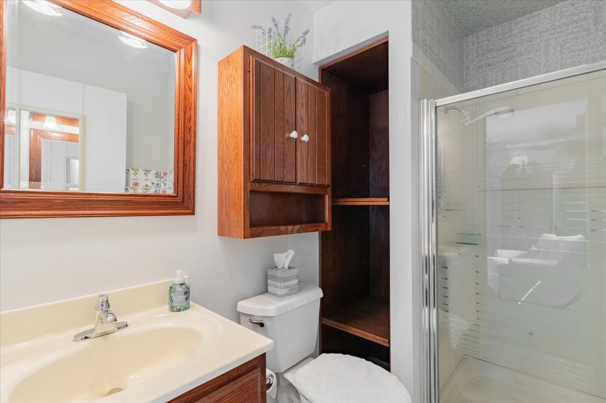 5 Devon Road, Bloomington, IL 61704