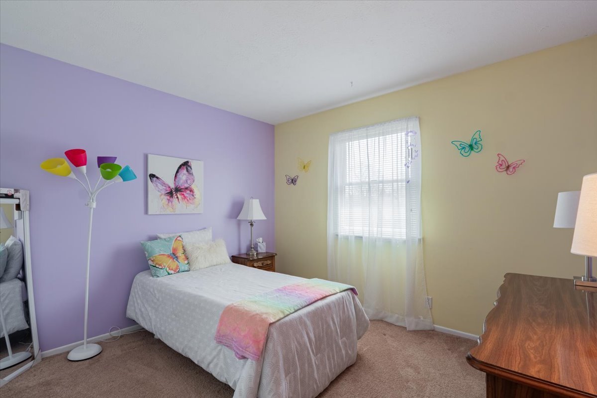 5 Devon Road, Bloomington, IL 61704