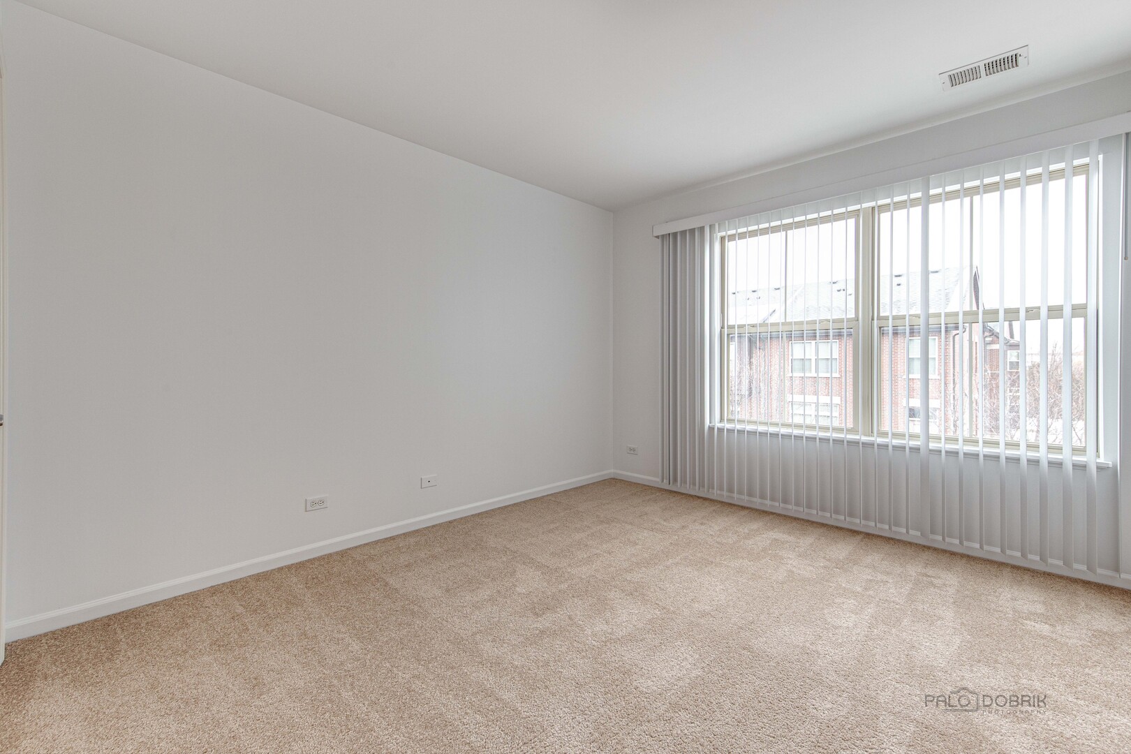 726 N Keystone Lane, Vernon Hills, IL 60061