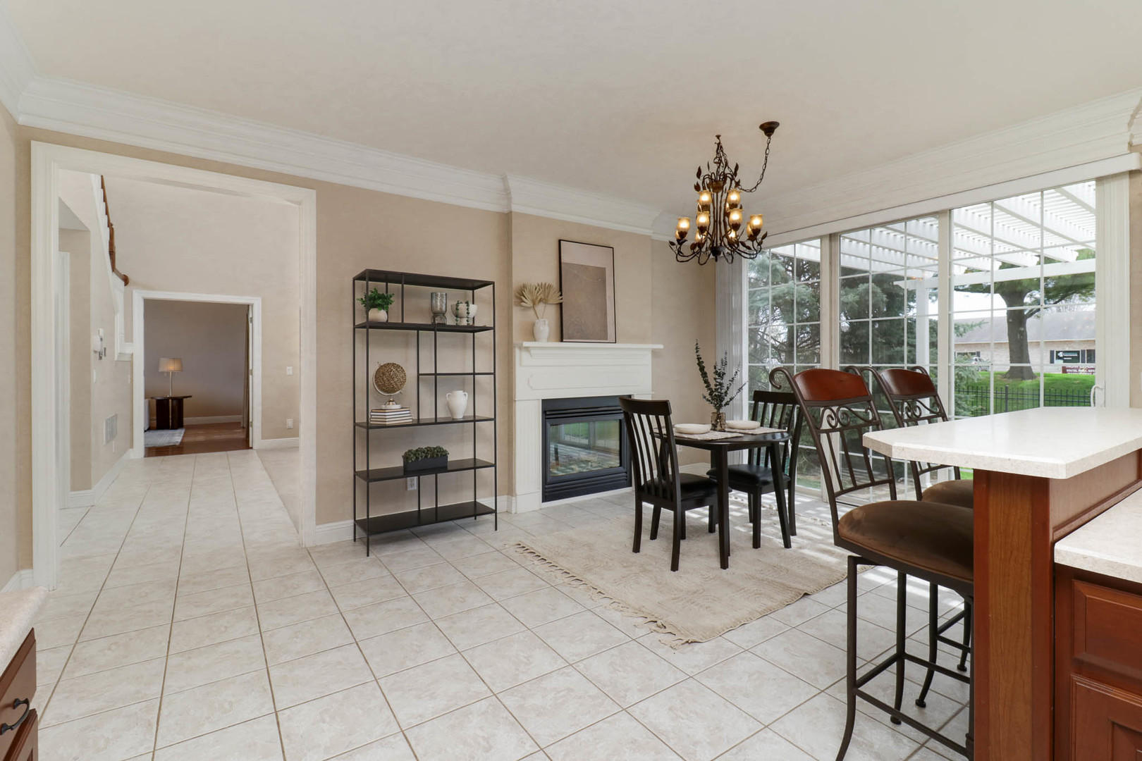 3 Strawberry Road, Bloomington, IL 61704