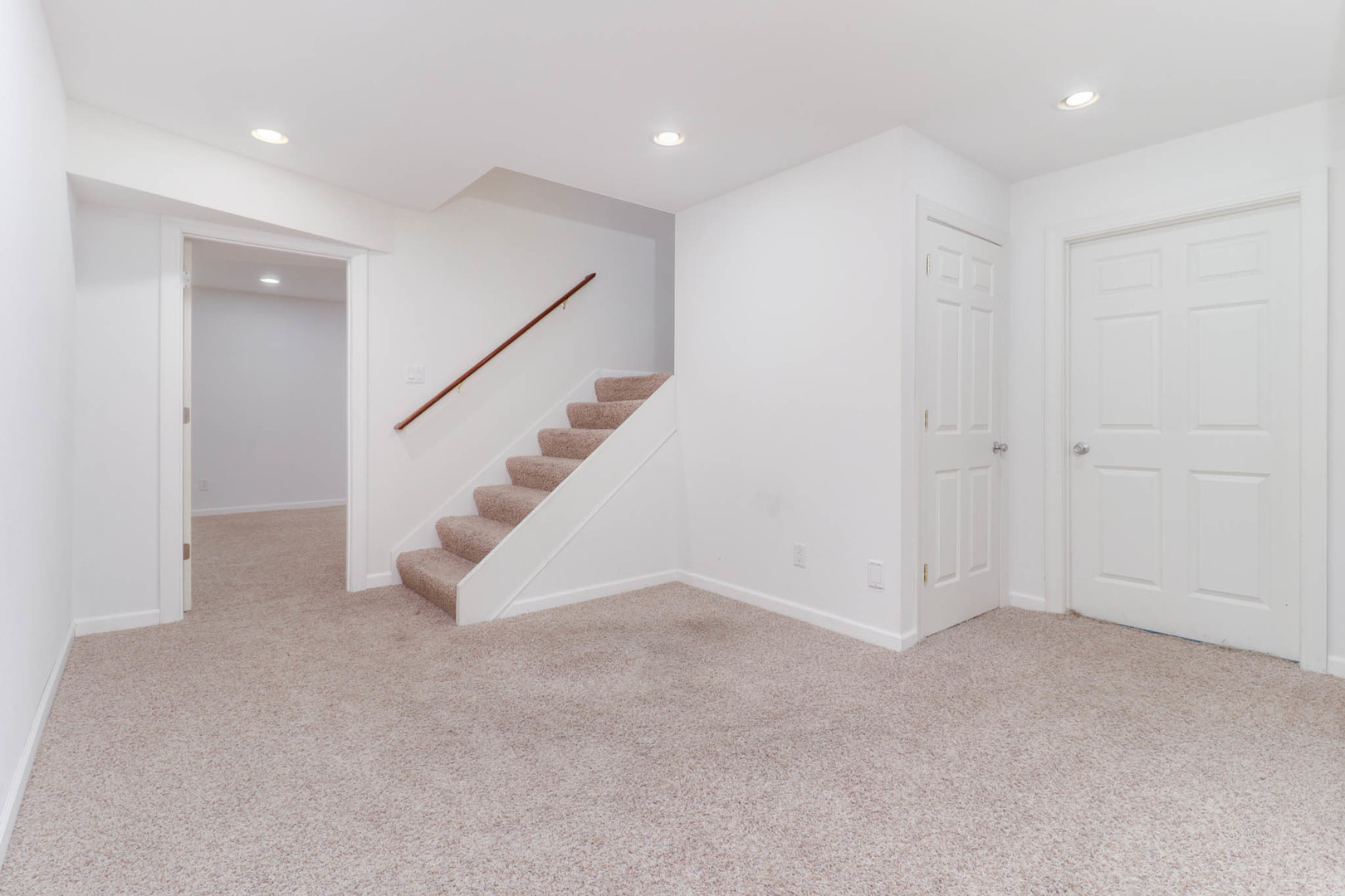 3 Strawberry Road, Bloomington, IL 61704