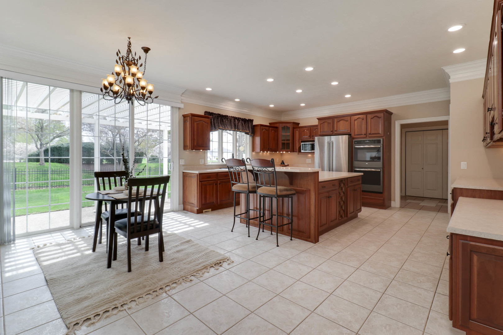 3 Strawberry Road, Bloomington, IL 61704