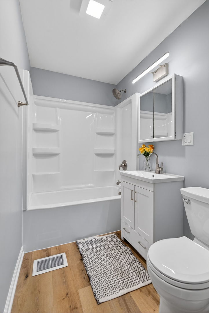 311 Sauk Trail, Park Forest, IL 60466