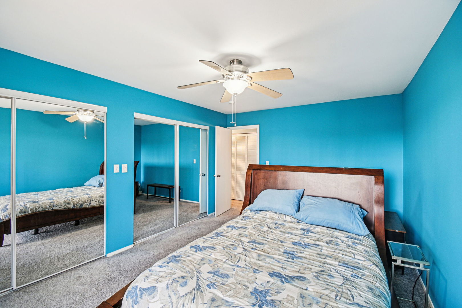 67 Woodhills Bay Road, Fox Lake, IL 60020