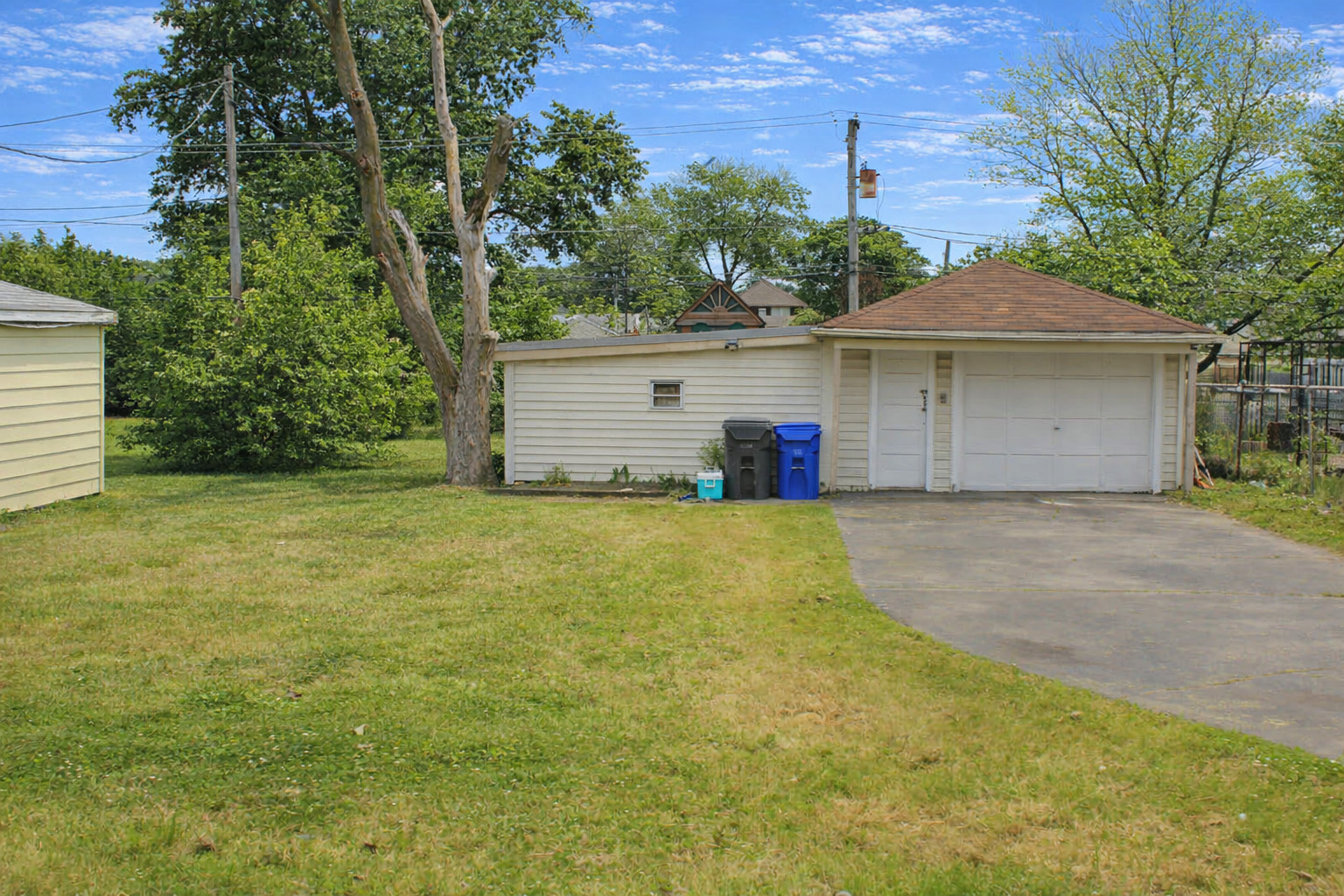 4627 Custer Avenue, Lyons, IL 60534