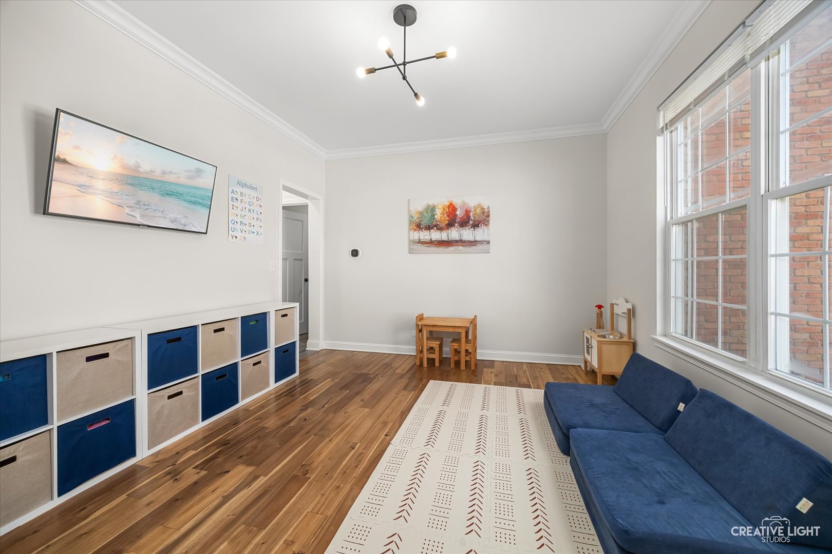 490 Treasure Drive, Oswego, IL 60543