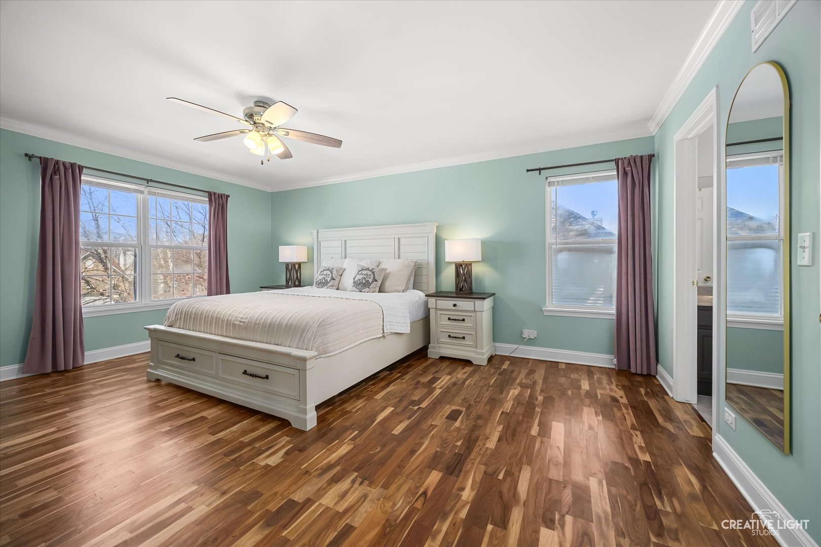 490 Treasure Drive, Oswego, IL 60543