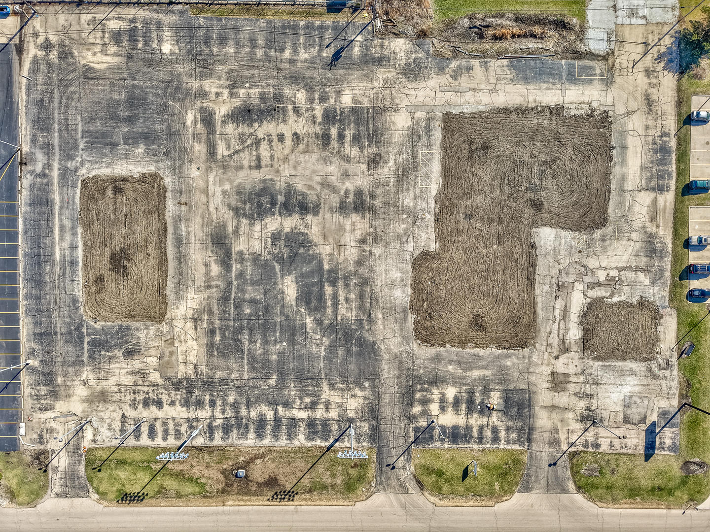 3705 Frontage Road, Peru, IL 61354