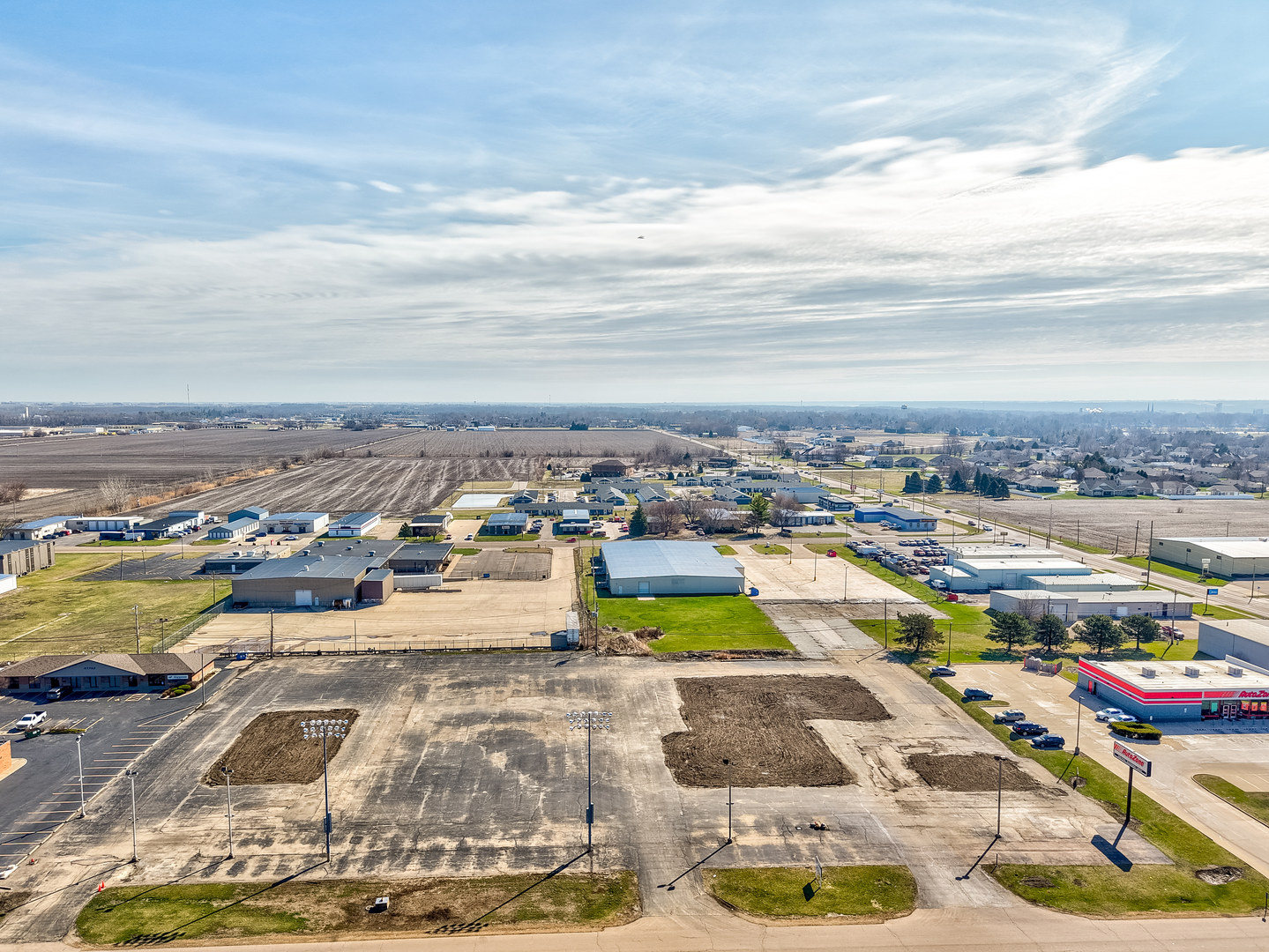 3705 Frontage Road, Peru, IL 61354