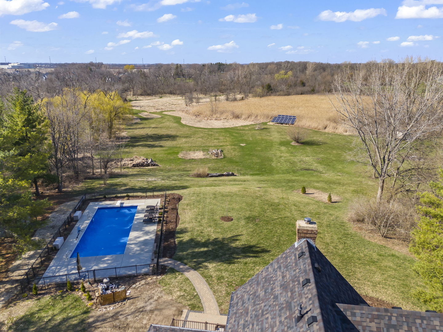 8877 Kennedy Road, Yorkville, IL 60560