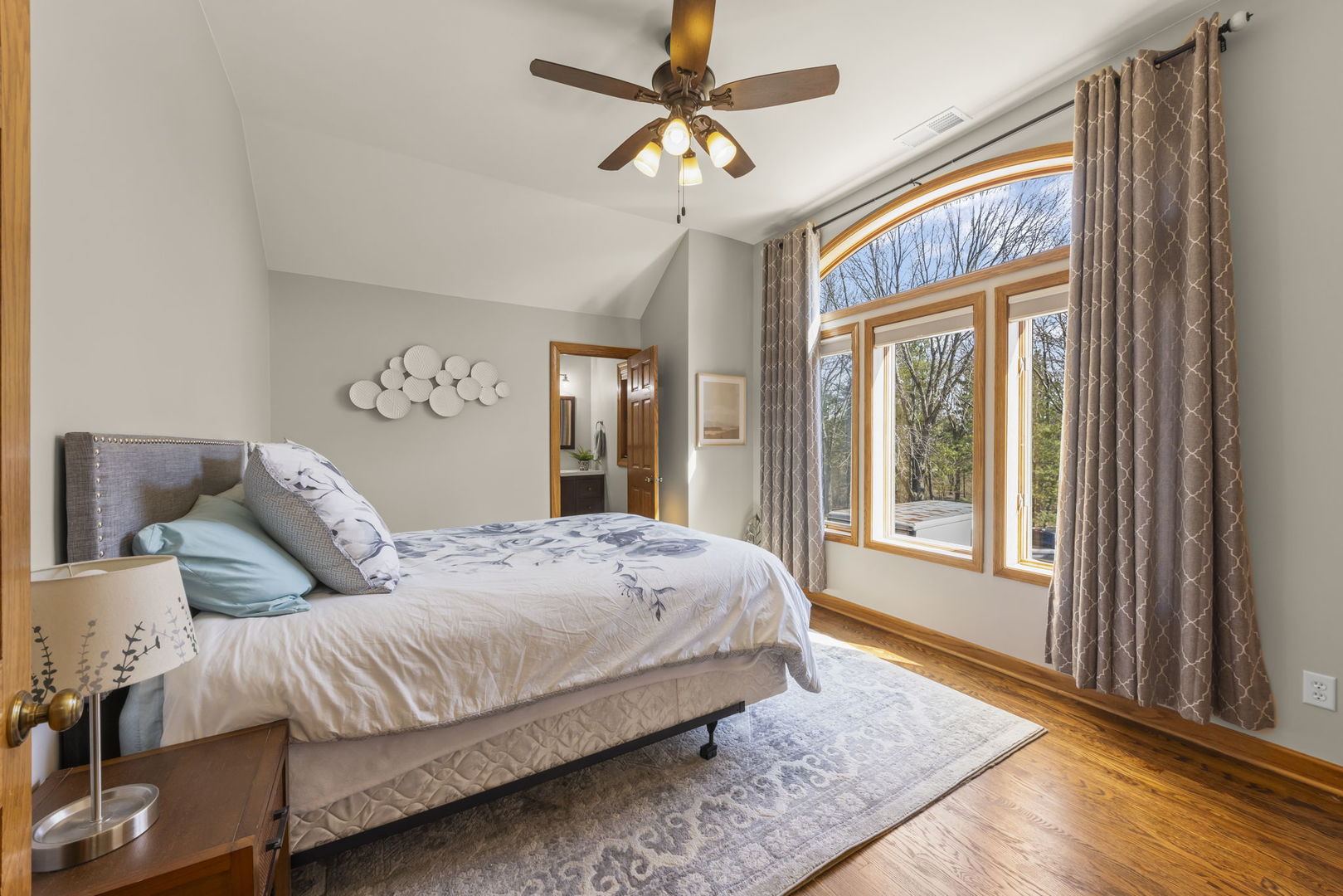 8877 Kennedy Road, Yorkville, IL 60560