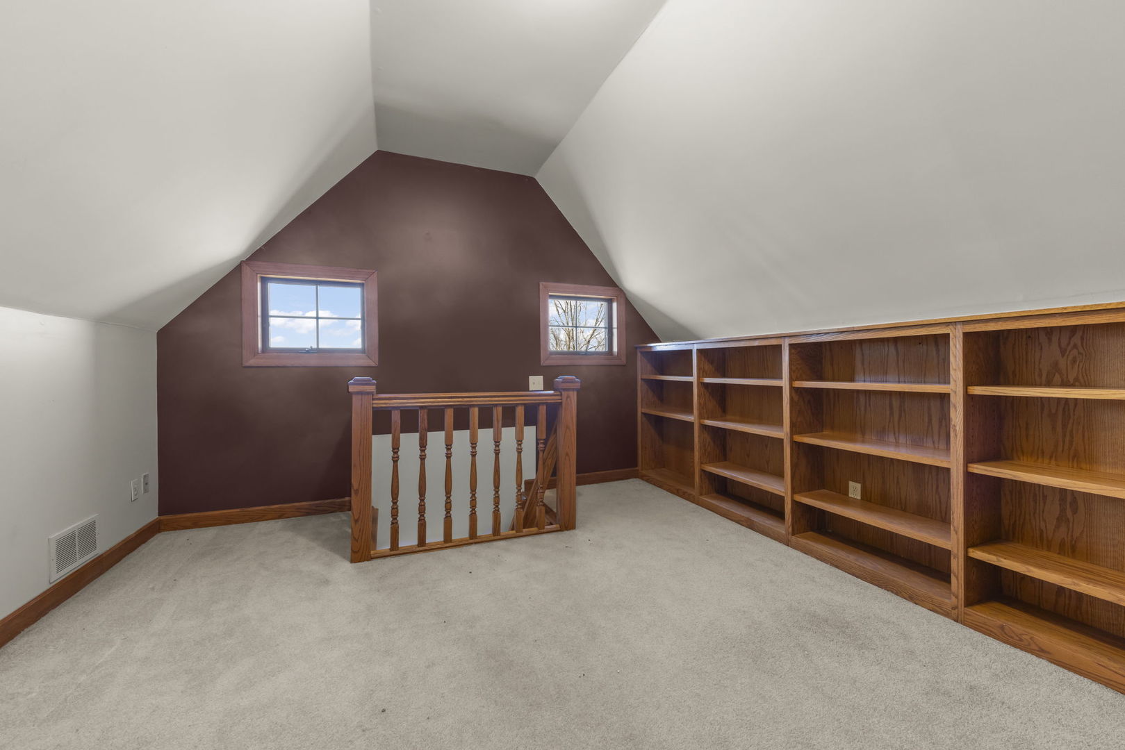 8877 Kennedy Road, Yorkville, IL 60560