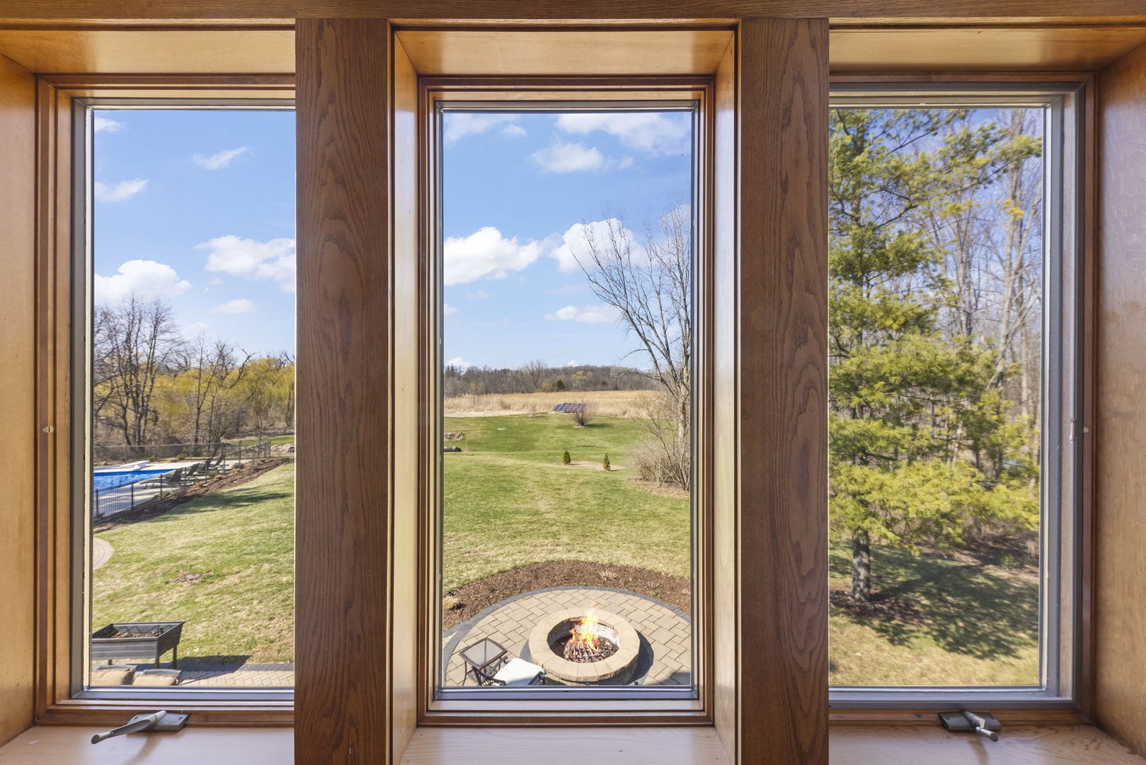 8877 Kennedy Road, Yorkville, IL 60560